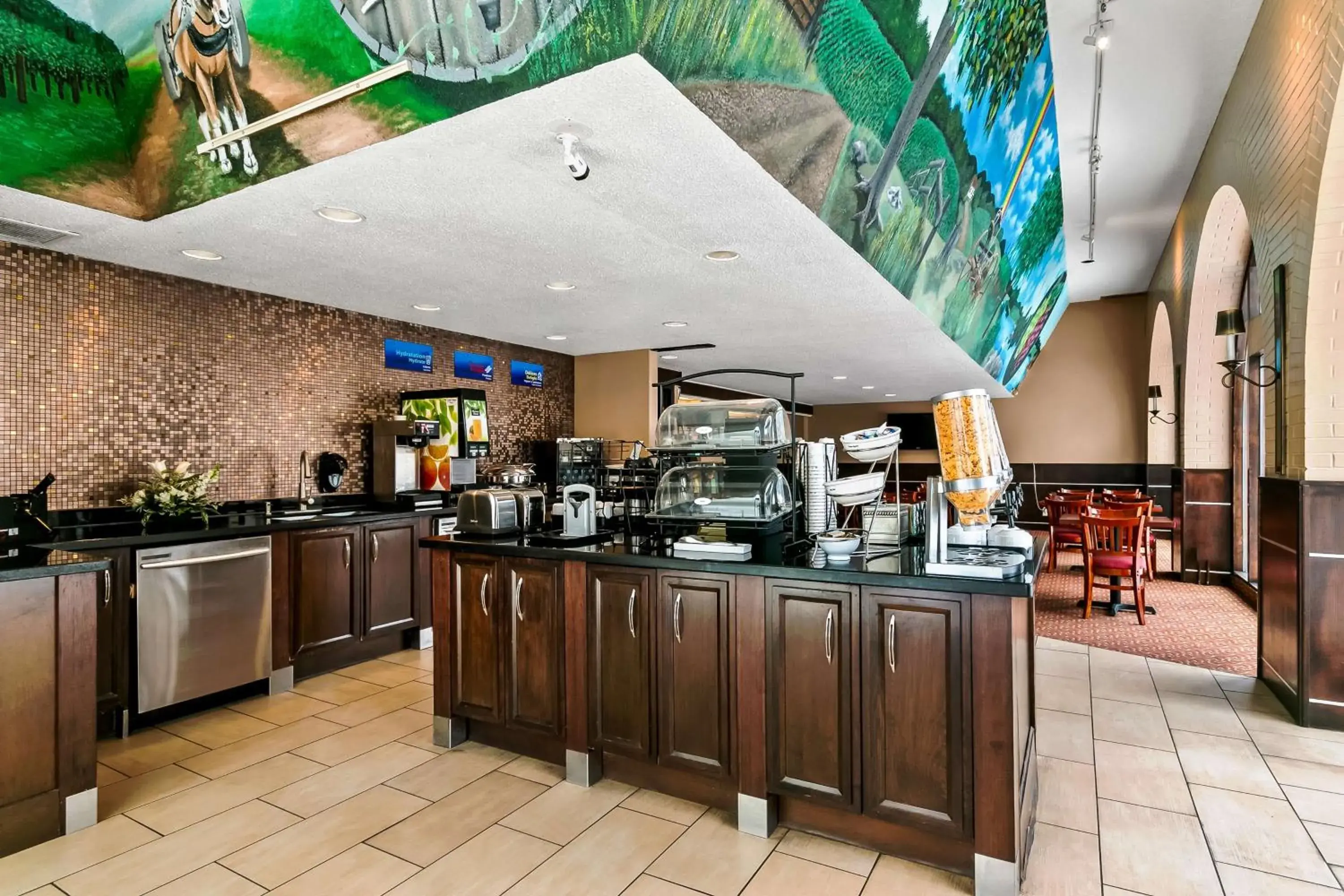 Breakfast in Best Western Downtown Sudbury Breakfast in Best Western Downtown Sudbury