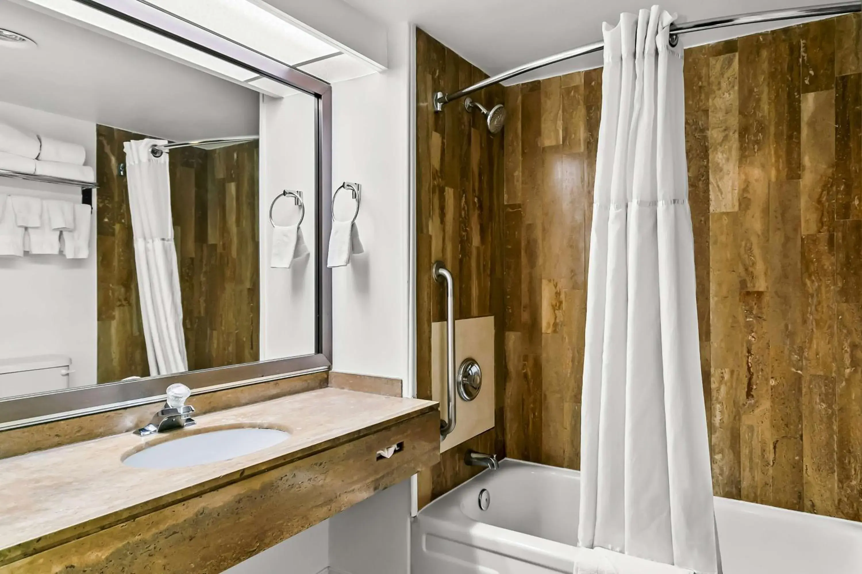 Bathroom in Best Western Downtown Sudbury Bathroom in Best Western Downtown Sudbury