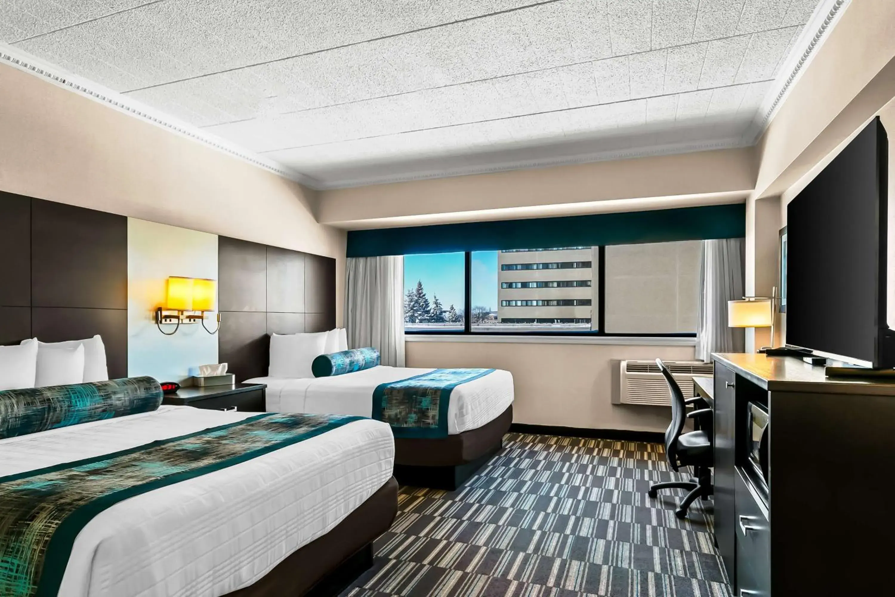 Bedroom, Bed in Best Western Downtown Sudbury Bedroom, Bed in Best Western Downtown Sudbury