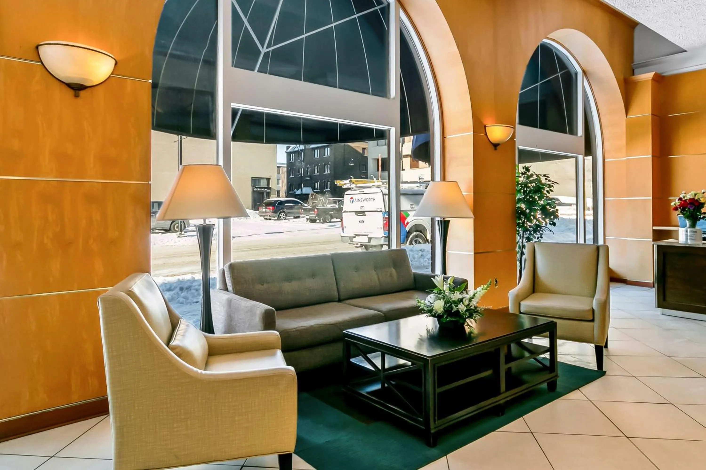 Lobby or reception in Best Western Downtown Sudbury