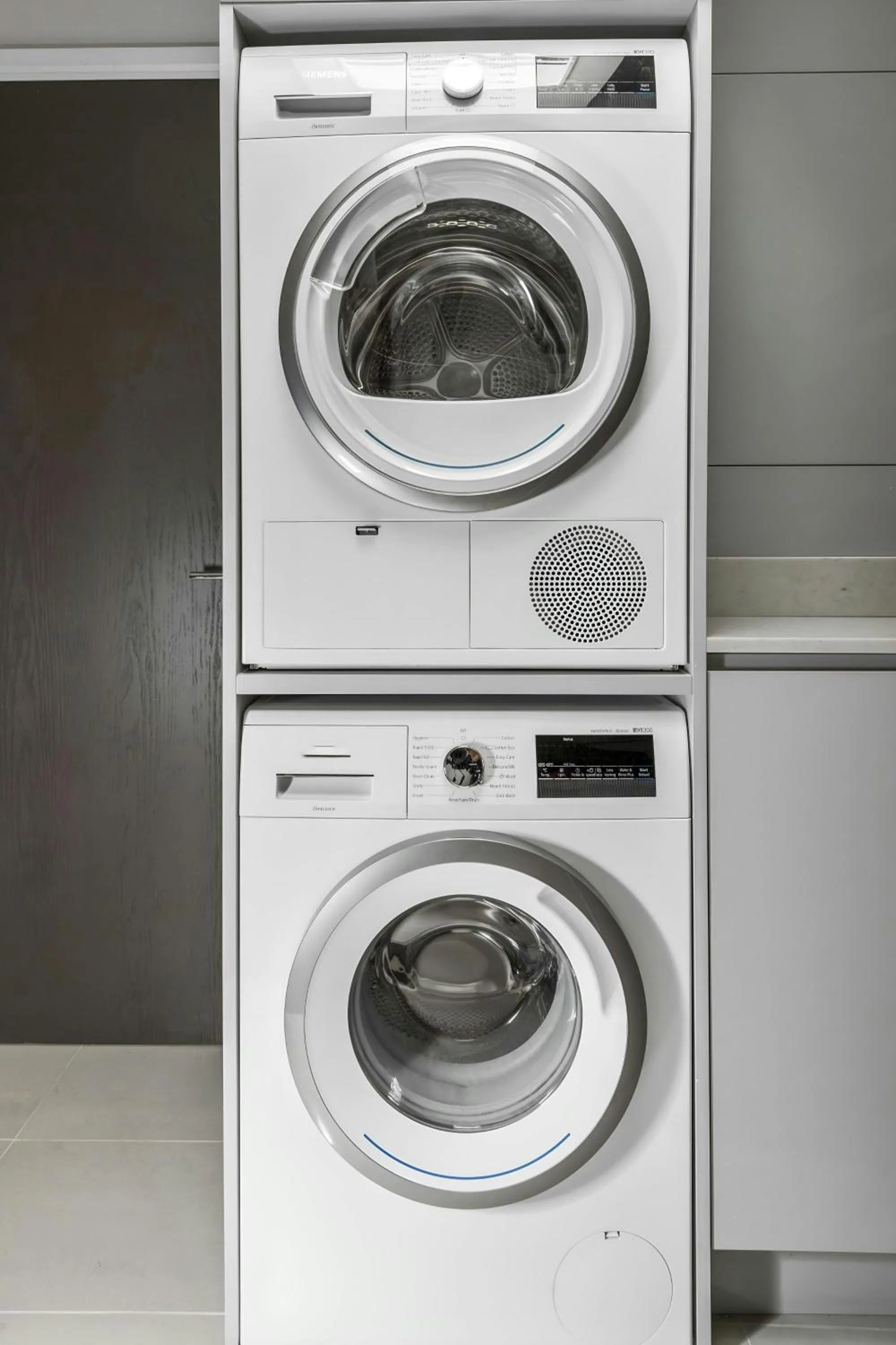 Photo of the whole room in Sonder by Marriott Bonvoy Museum House Apartments British Museum