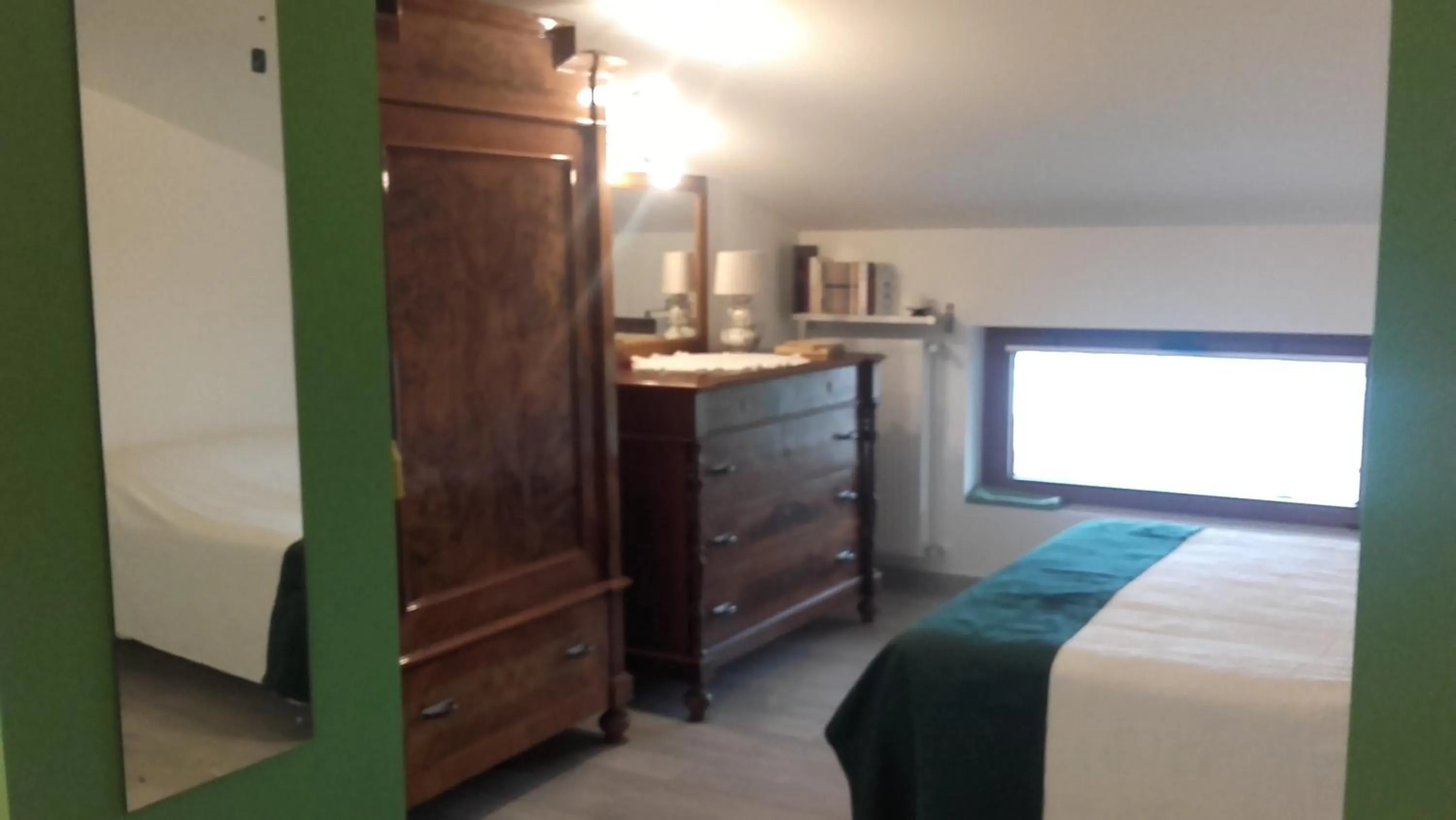 Bed in B&B Books & Bikes