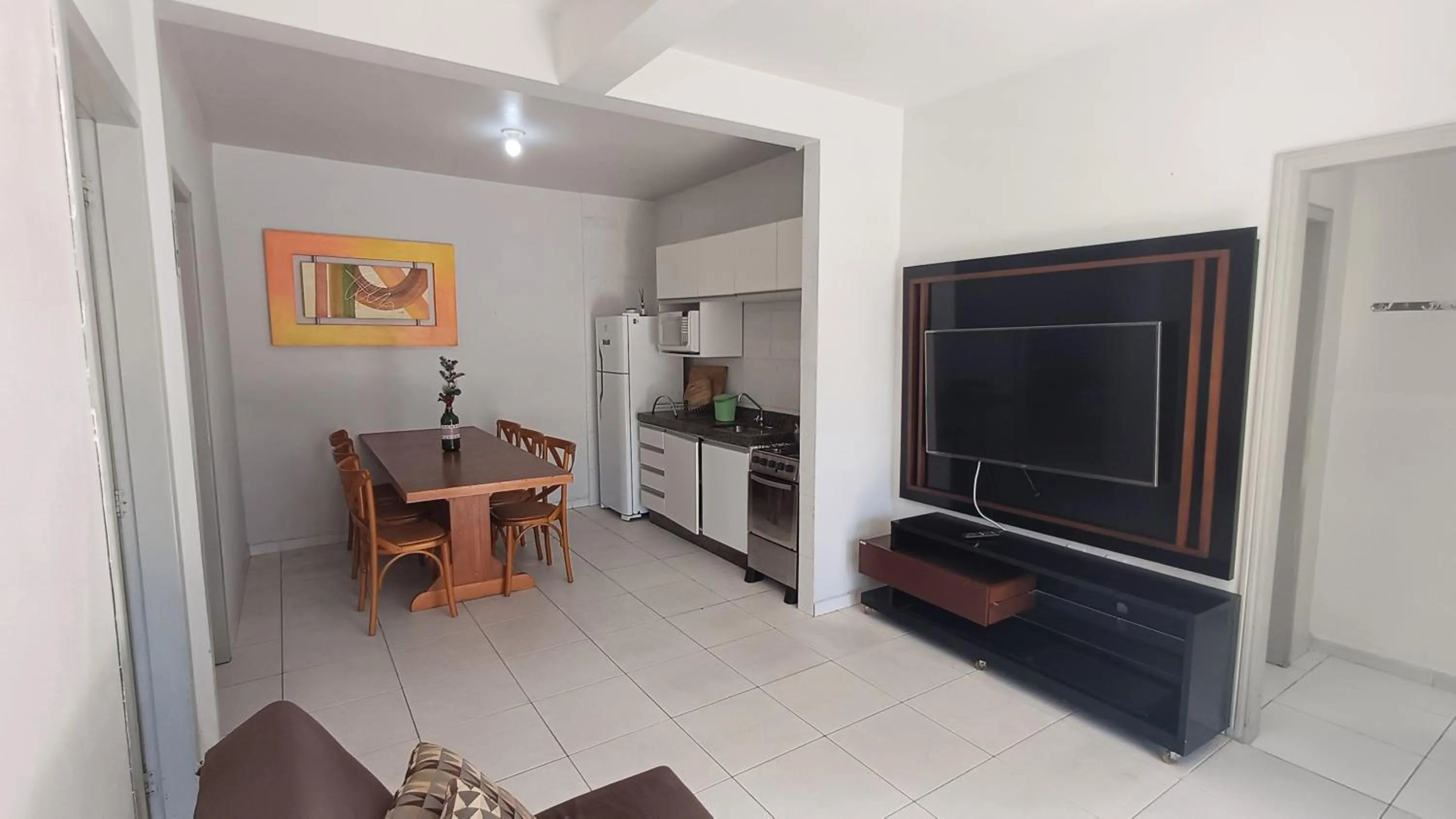 BRUNO KLEMTZ DS1 - CASA COM PISCINA, PARQUE INFANTIL E SALA DE JOGOS- 2 dorm - MEIA PRAIA - ITAPEMA