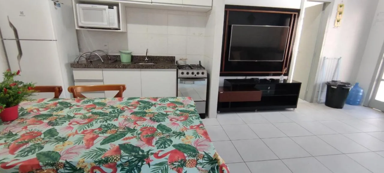 BRUNO KLEMTZ DS1 - CASA COM PISCINA, PARQUE INFANTIL E SALA DE JOGOS- 2 dorm - MEIA PRAIA - ITAPEMA