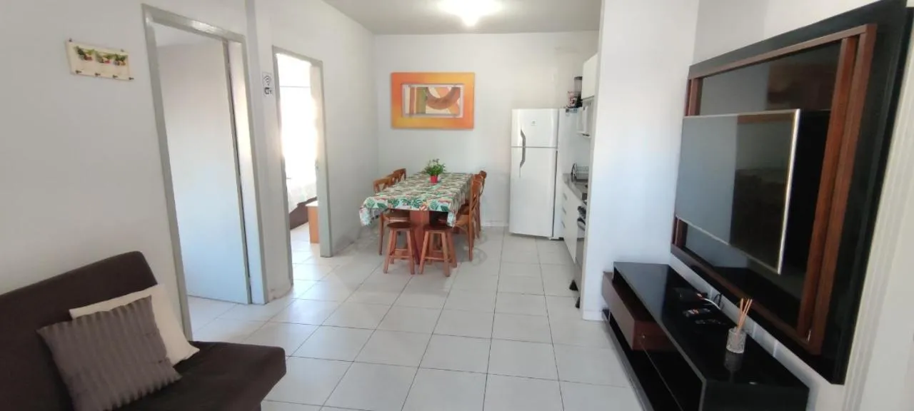 BRUNO KLEMTZ DS1 - CASA COM PISCINA, PARQUE INFANTIL E SALA DE JOGOS- 2 dorm - MEIA PRAIA - ITAPEMA