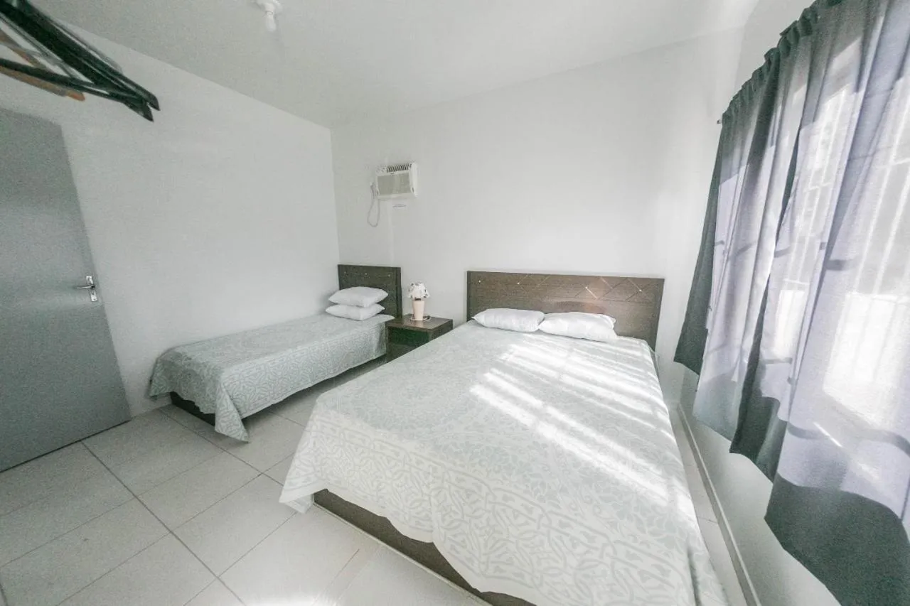 BRUNO KLEMTZ DS1 - CASA COM PISCINA, PARQUE INFANTIL E SALA DE JOGOS- 2 dorm - MEIA PRAIA - ITAPEMA