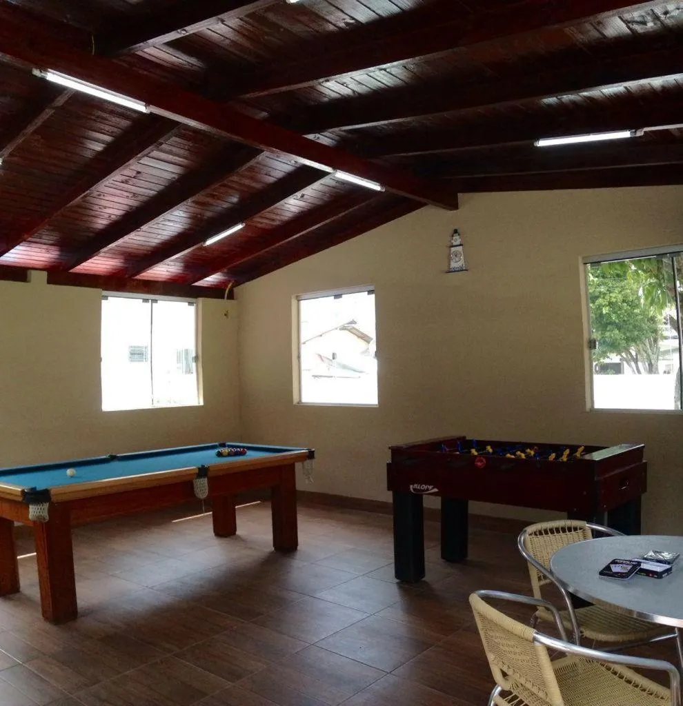 BRUNO KLEMTZ DS1 - CASA COM PISCINA, PARQUE INFANTIL E SALA DE JOGOS- 2 dorm - MEIA PRAIA - ITAPEMA
