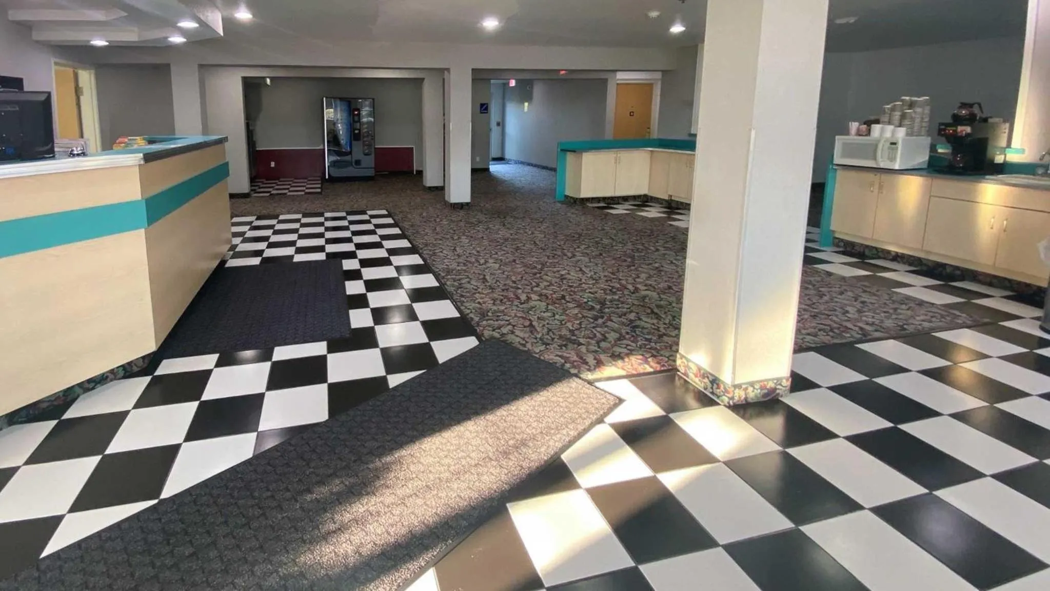 Motel 6 McAlester OK - South