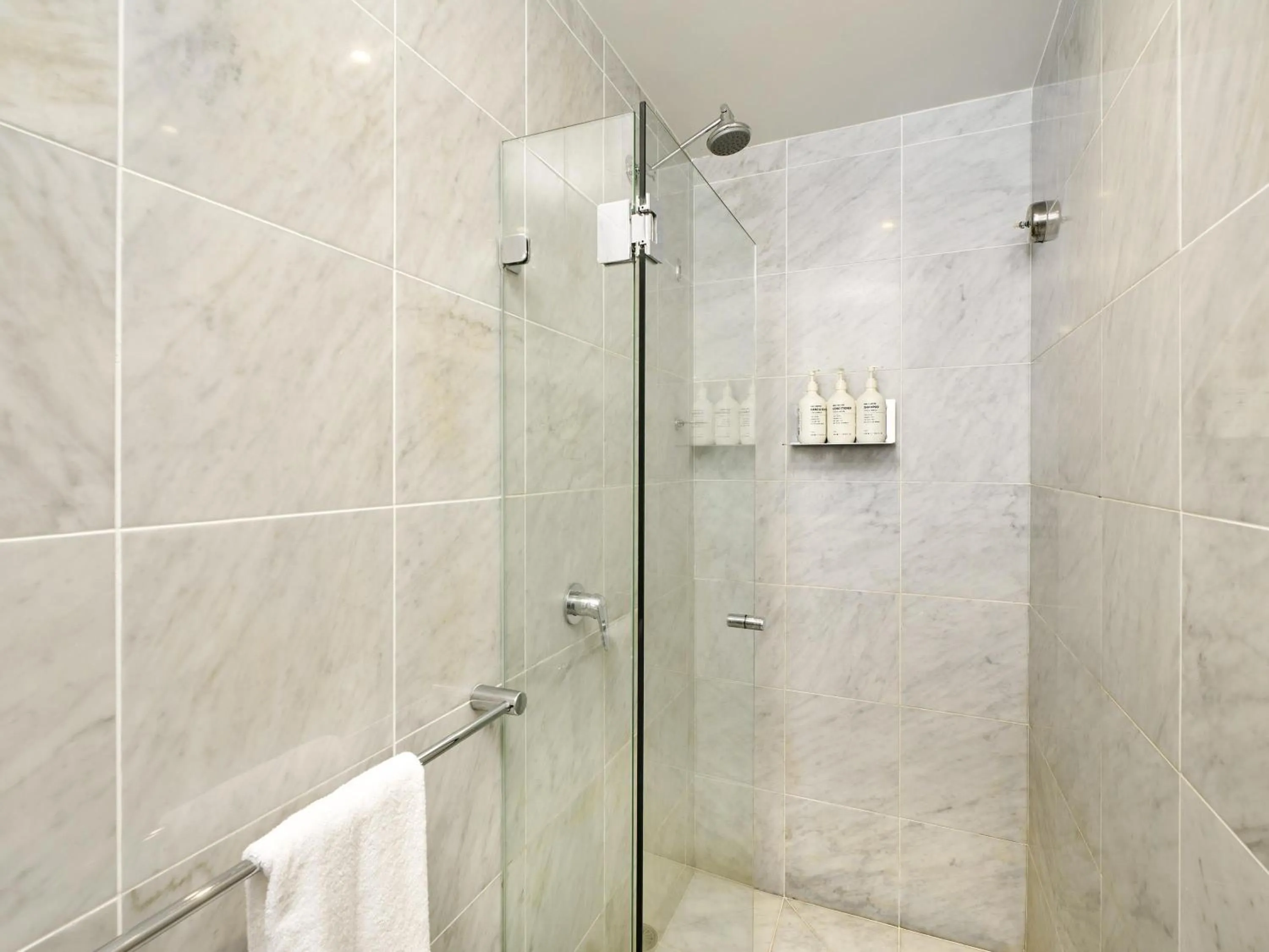 Bedroom in ibis Styles Port Macquarie