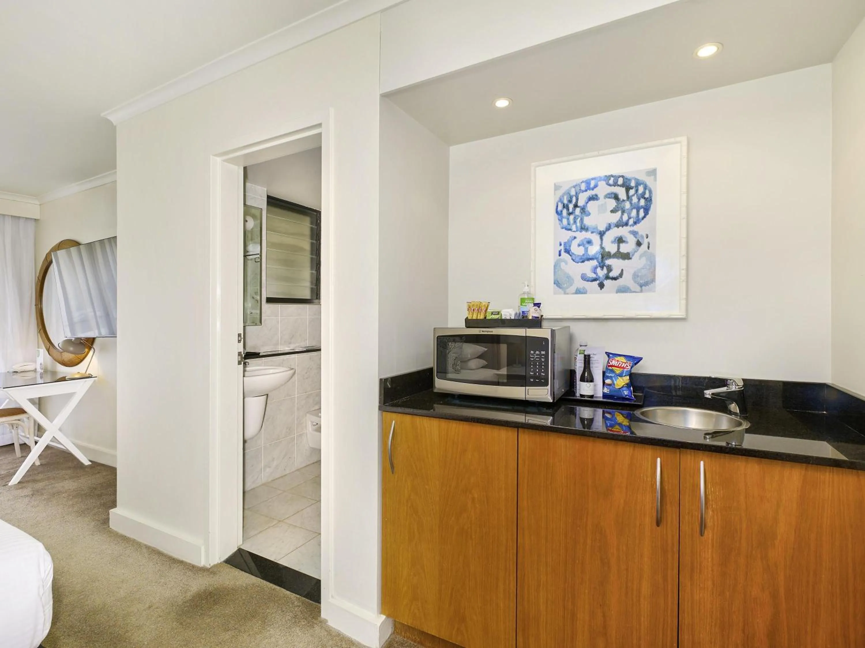 Bedroom in ibis Styles Port Macquarie