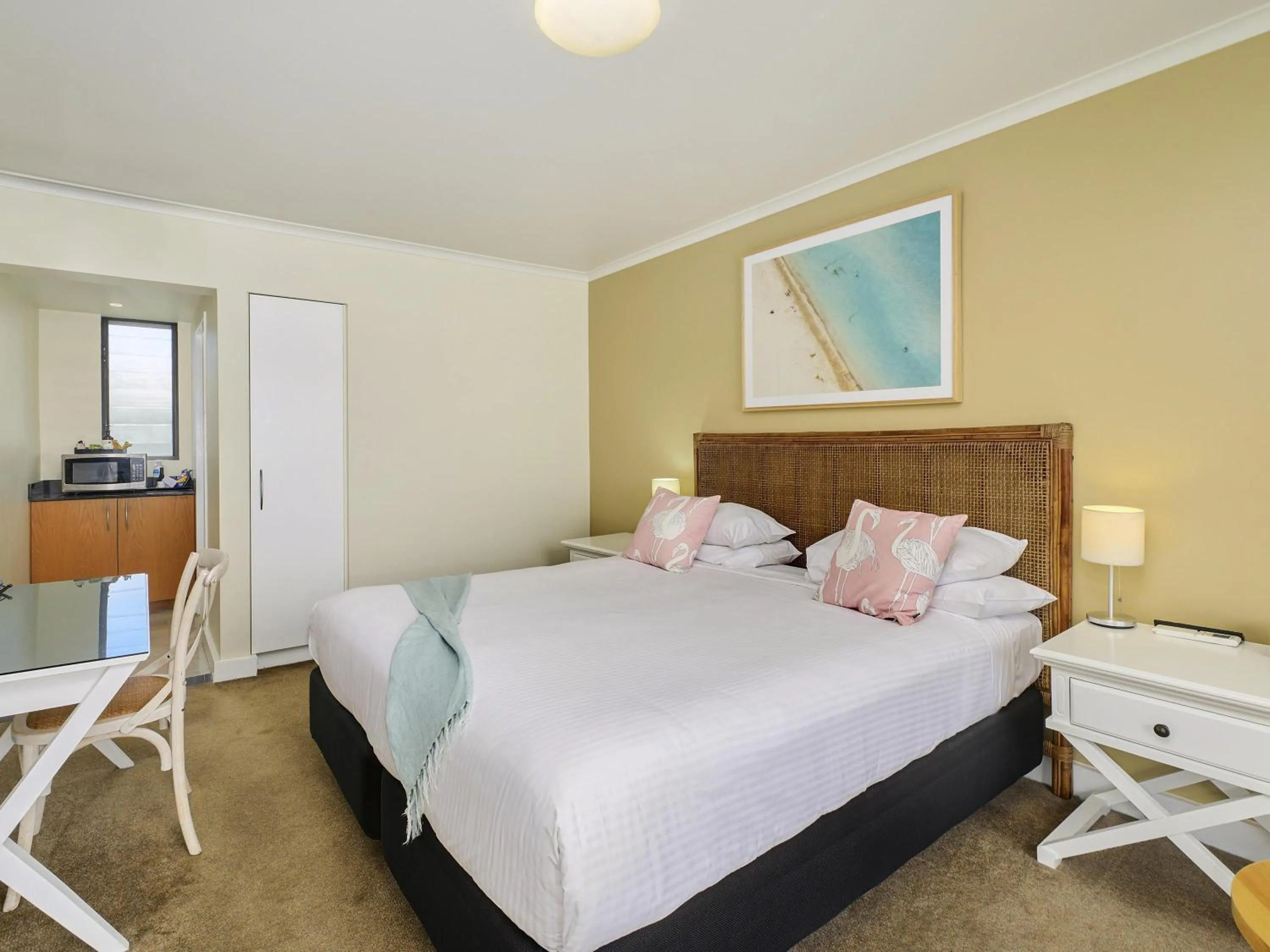 Bedroom, Bed in ibis Styles Port Macquarie
