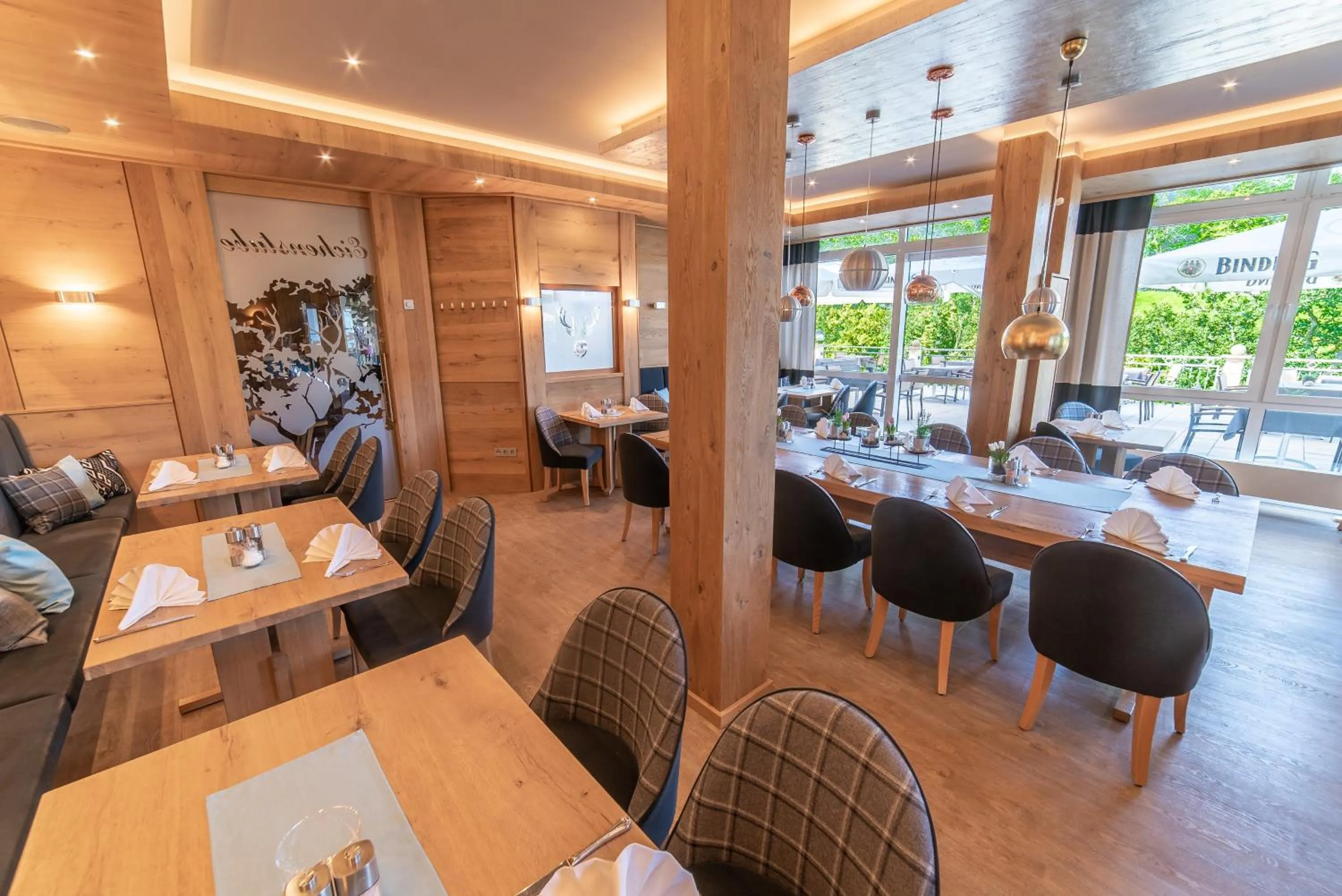 Restaurant/places to eat in Hotel Spechtshaardt