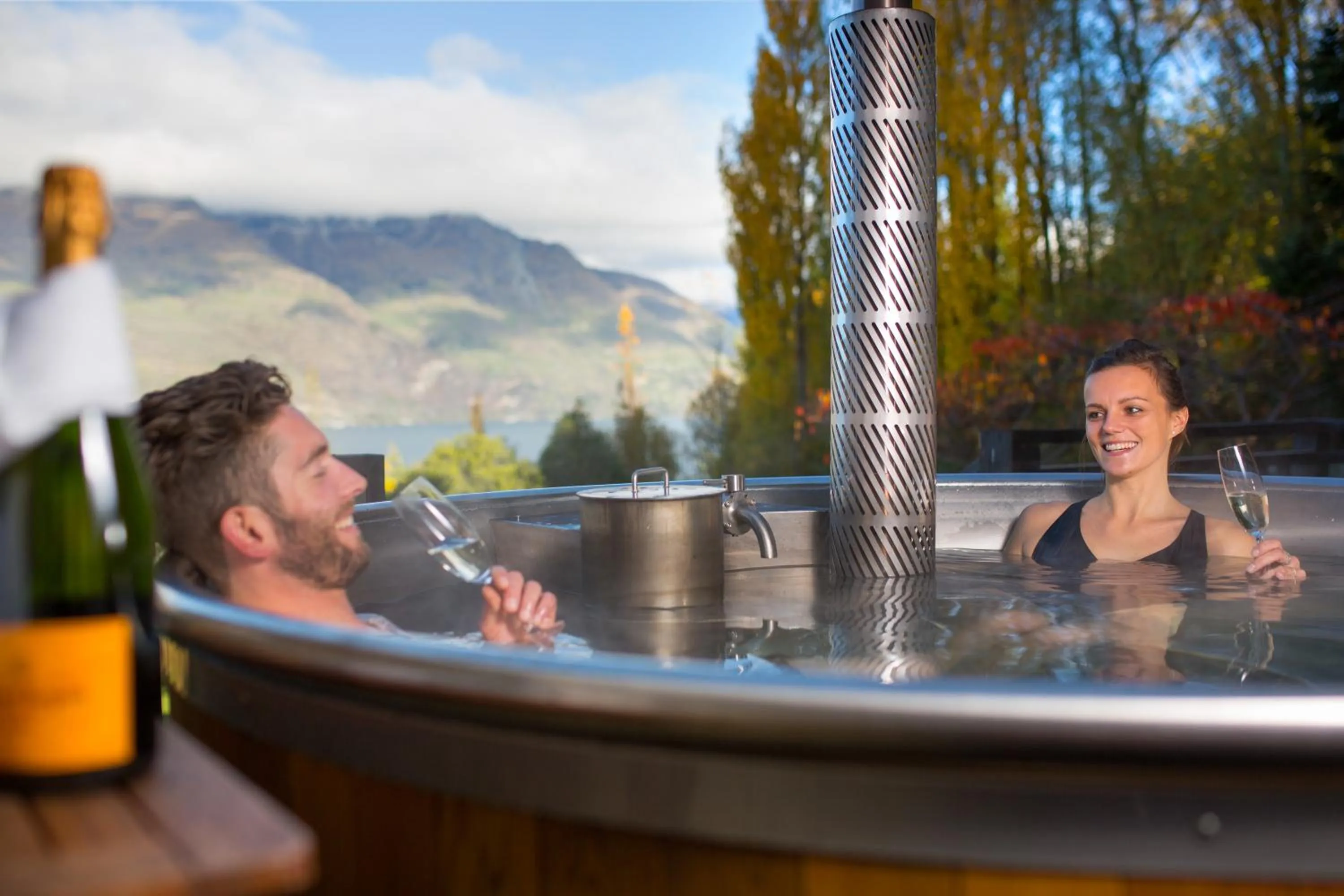 Hot Tub in Hidden Lodge Queenstown