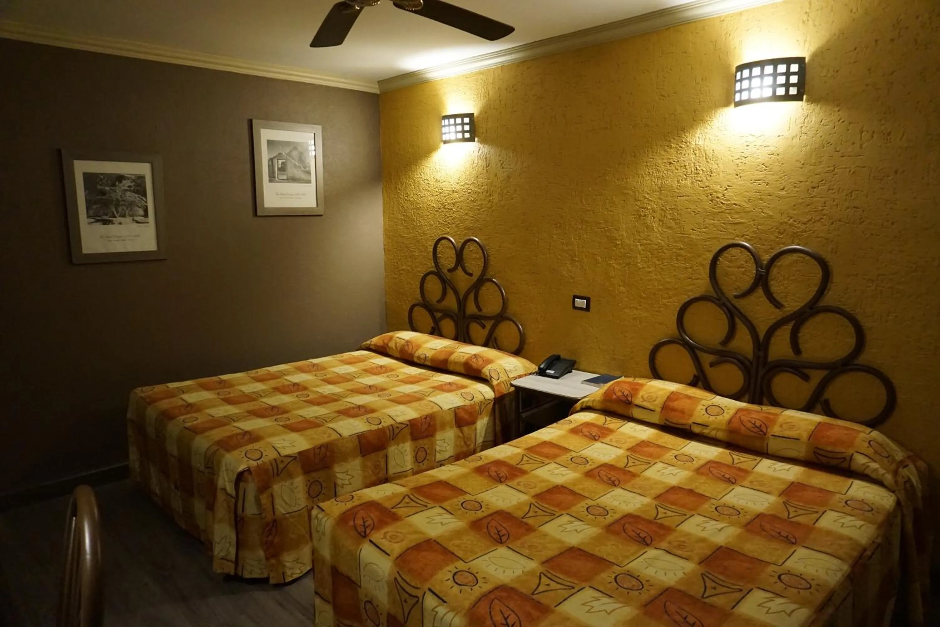 Photo of the whole room, Bed in Hotel Plaza Crystal