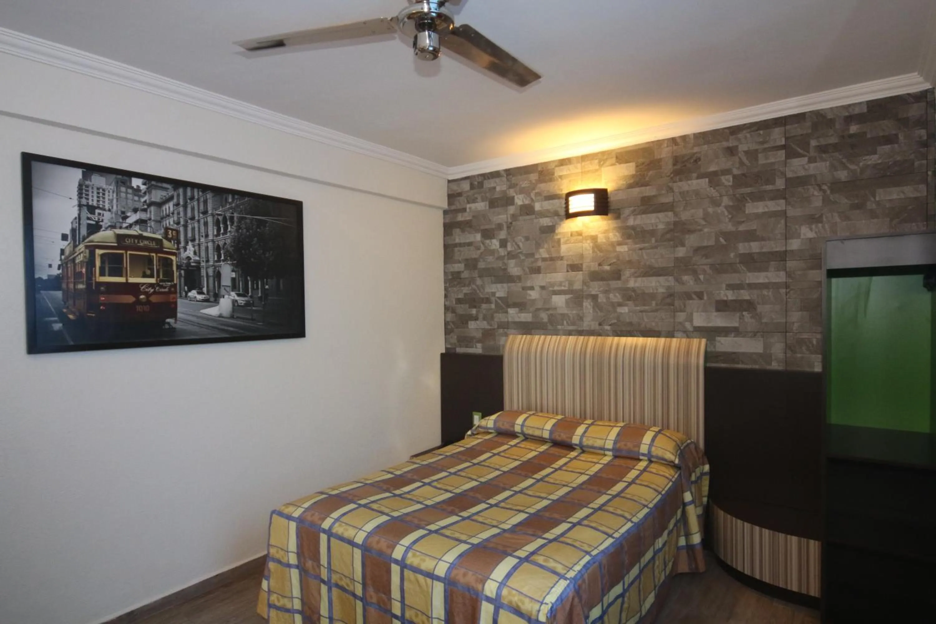 Photo of the whole room, Bed in Hotel Plaza Crystal
