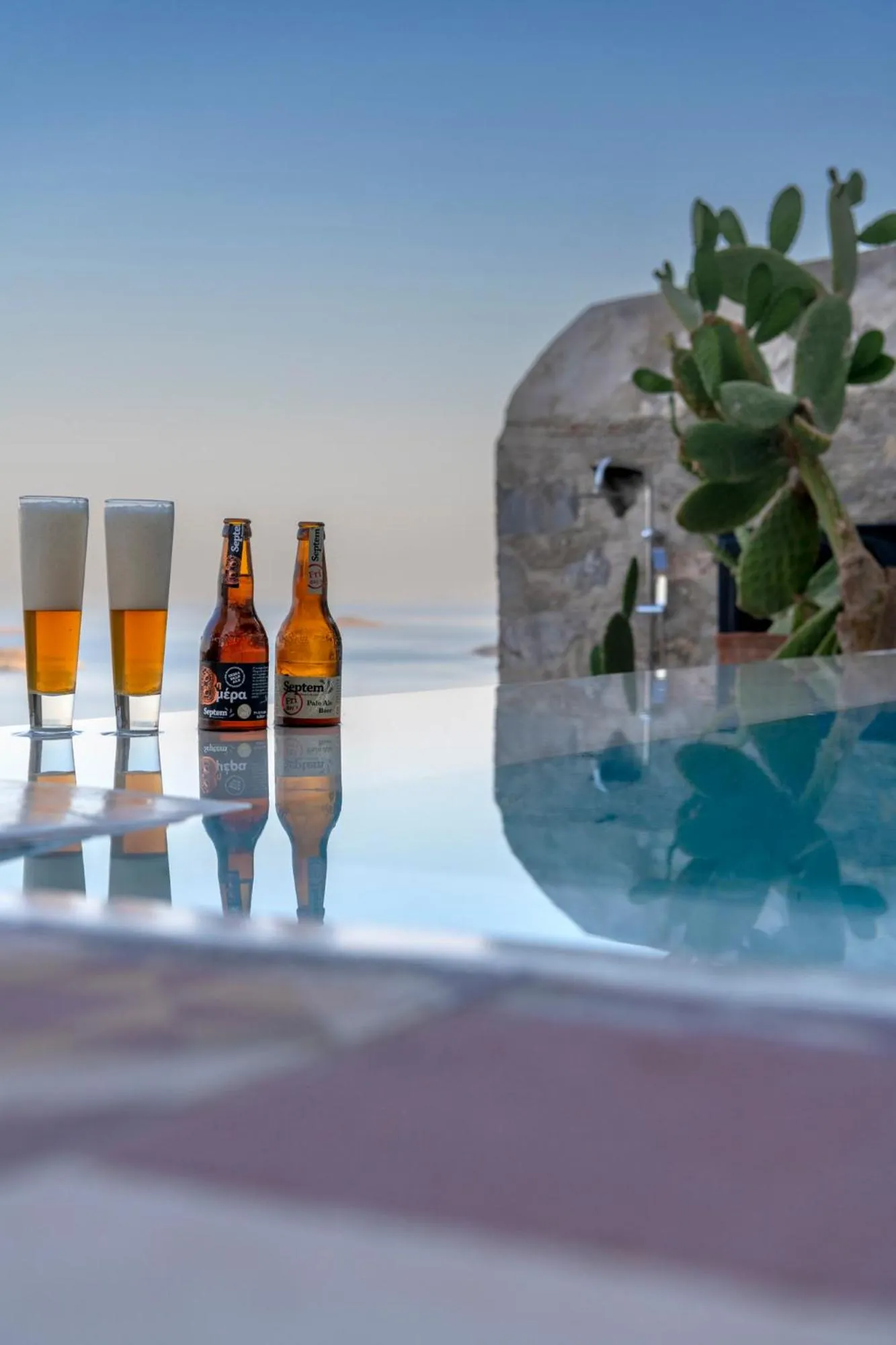 Restaurant/places to eat in Wind Tales