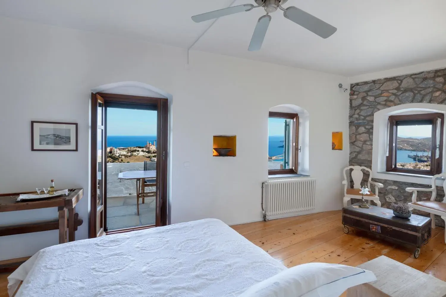 Deluxe Double Room with Panoramic Sea View in Wind Tales Deluxe Double Room with Panoramic Sea View in Wind Tales