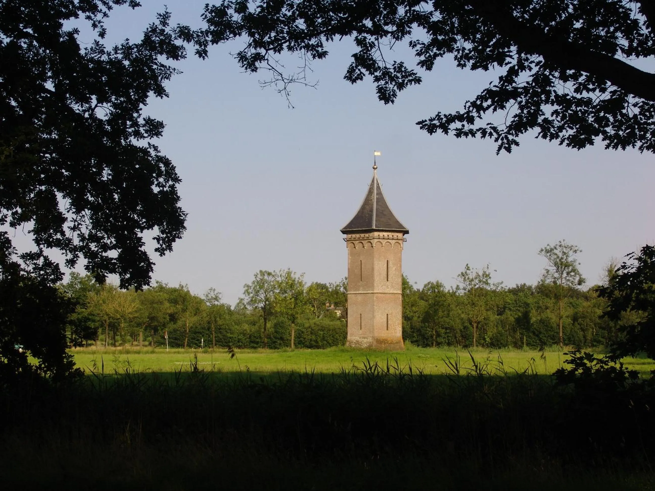 Nearby landmark in Kasteel Sterkenburg