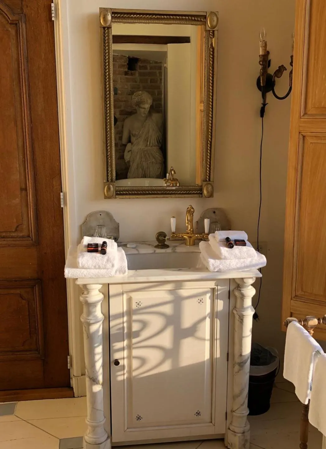Bathroom in Kasteel Sterkenburg