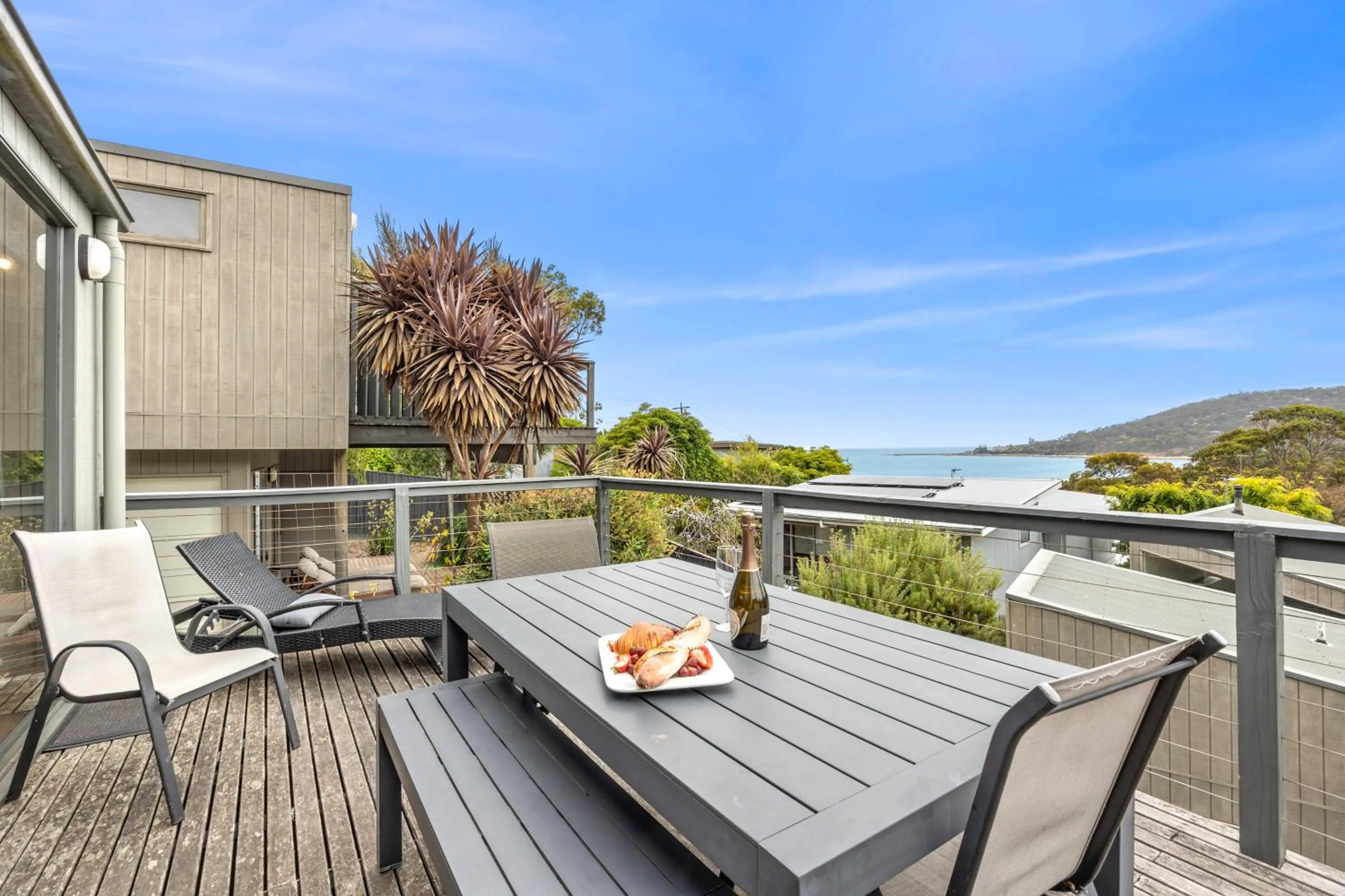 Breakers Holiday House