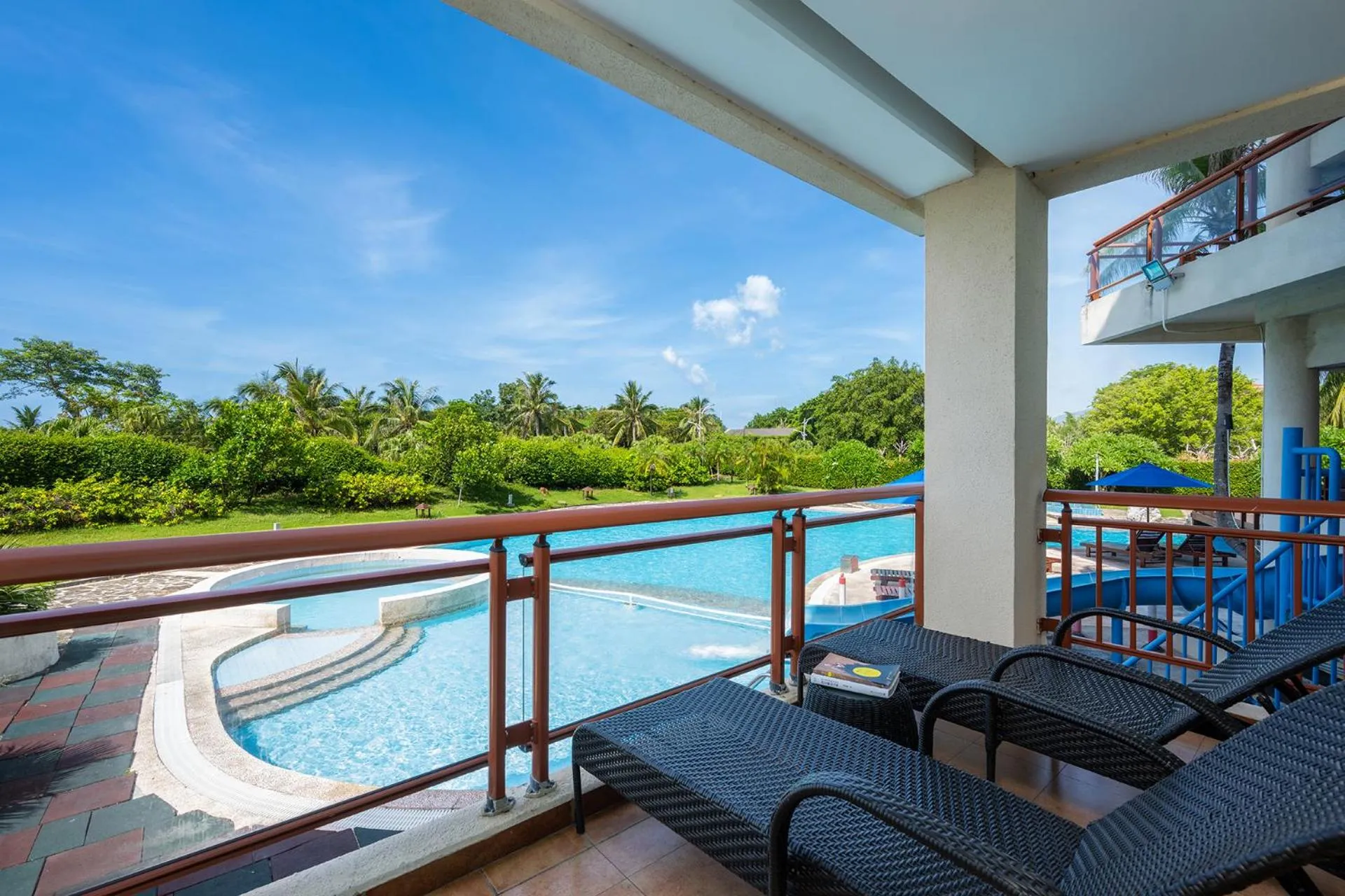 Garden in Tianhong Resort Hotel, Yalong Bay, Sanya