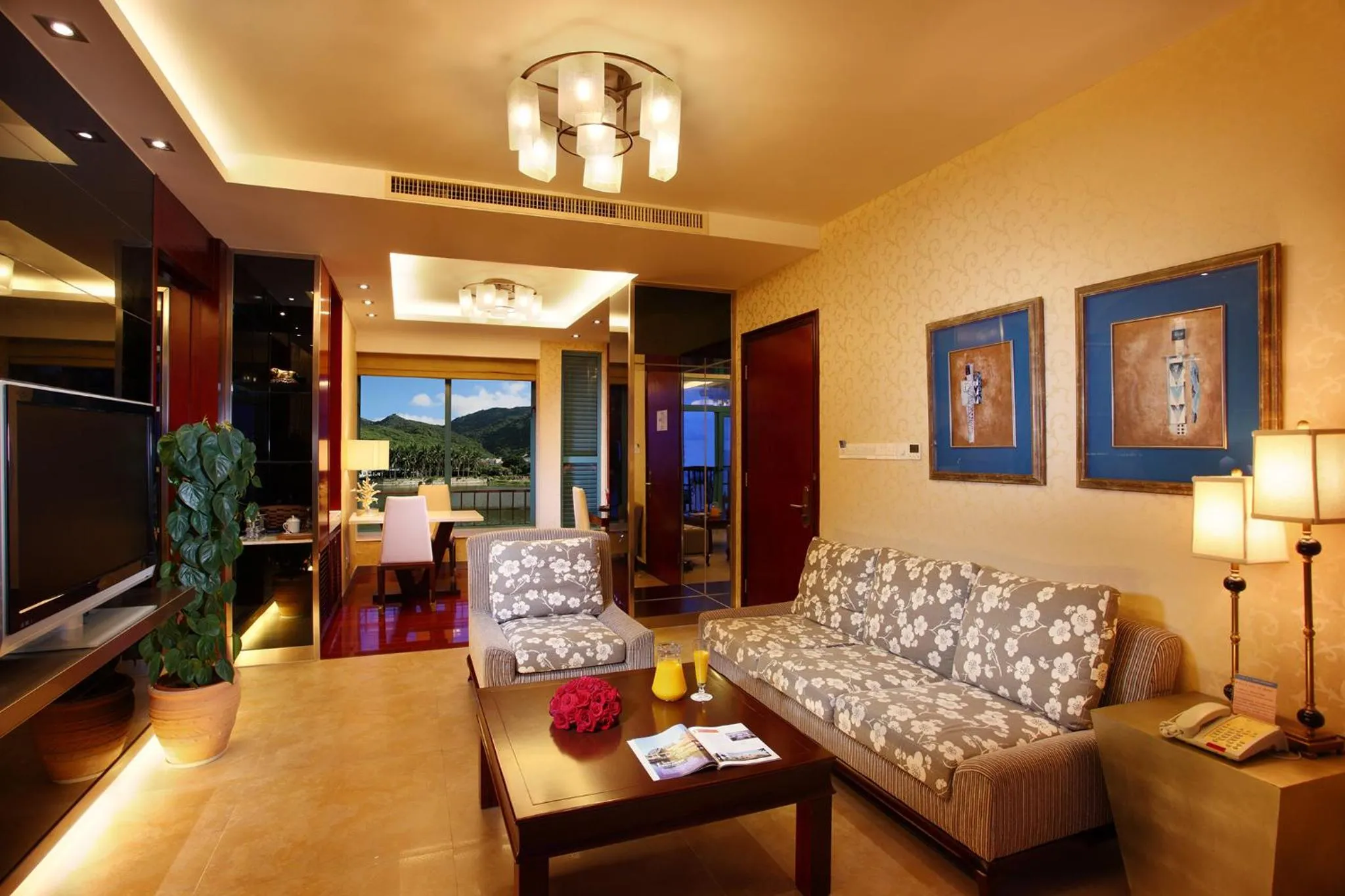 Living room in Tianhong Resort Hotel, Yalong Bay, Sanya
