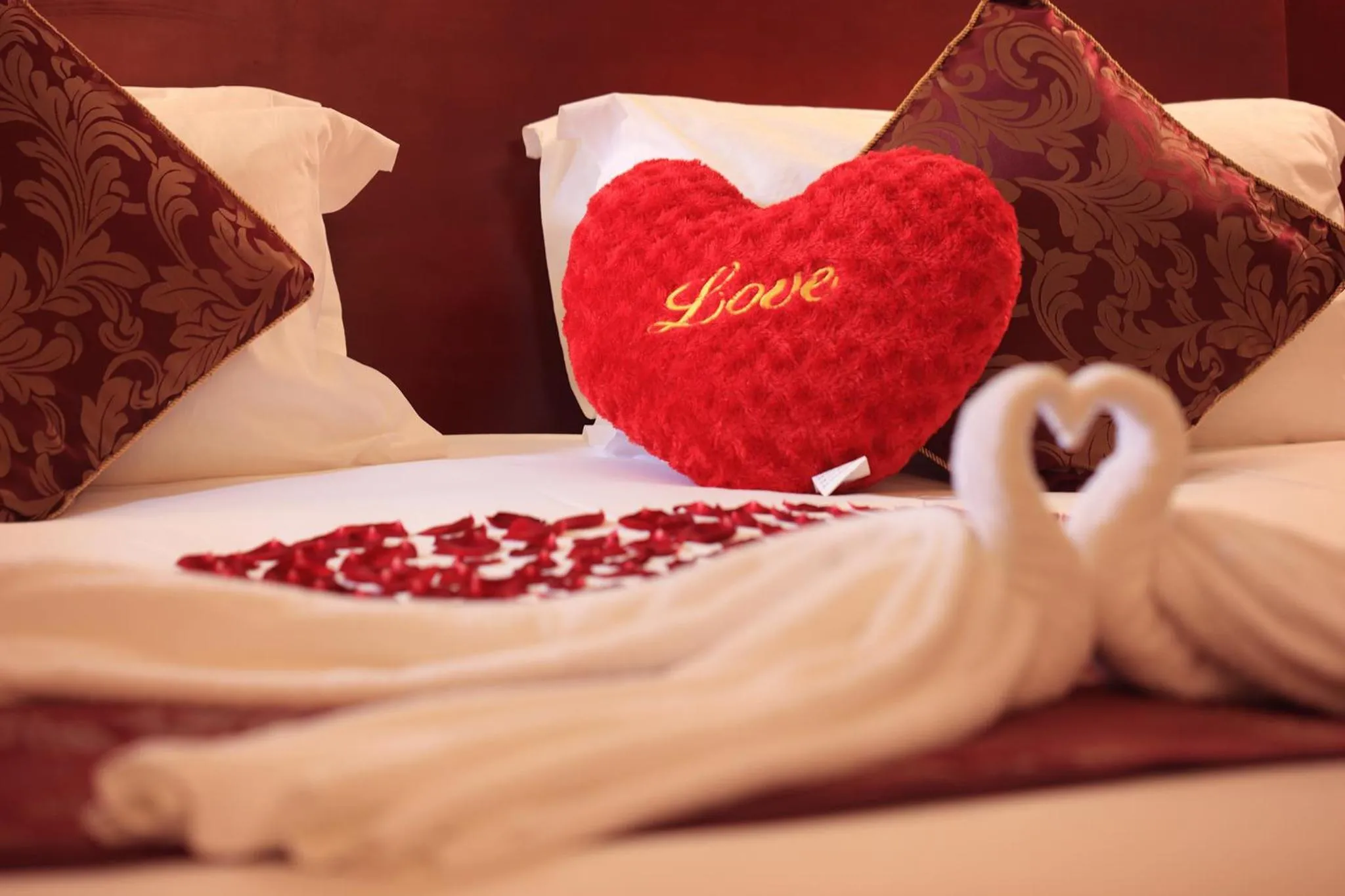 Decorative detail, Bed in Tianhong Resort Hotel, Yalong Bay, Sanya