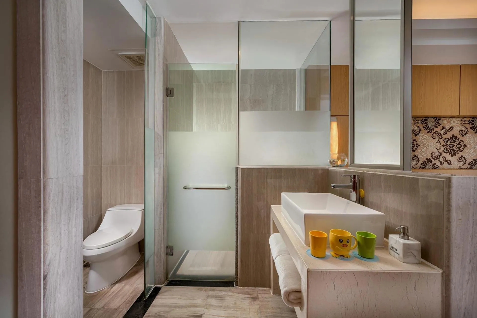 Toilet in Tianhong Resort Hotel, Yalong Bay, Sanya