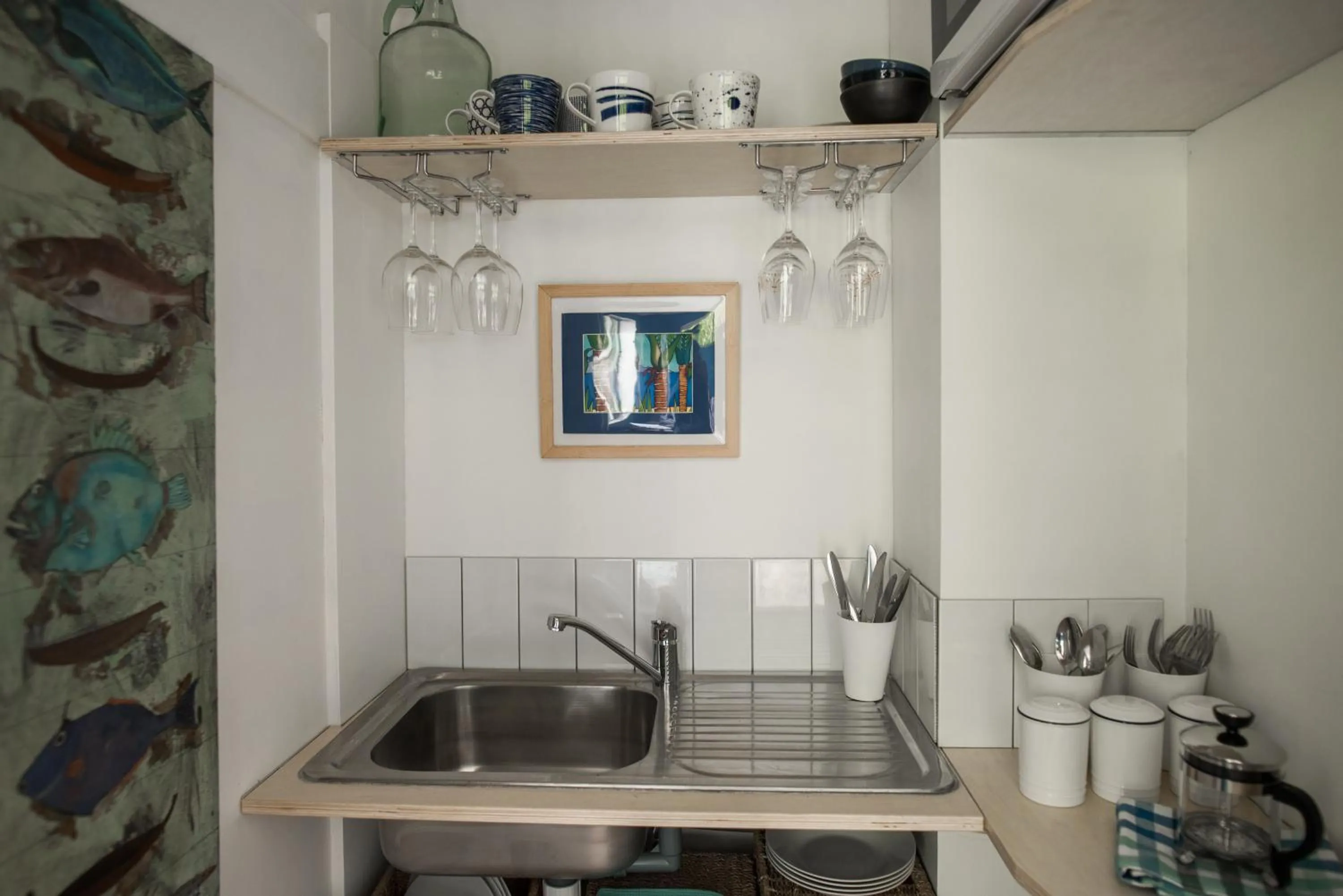 Communal kitchen in Seahurst Apartment