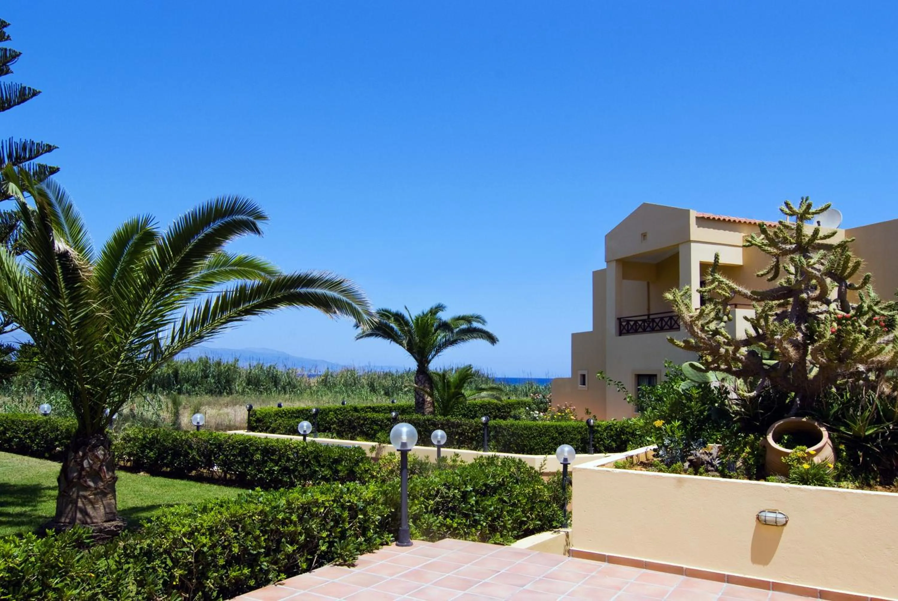 Facade/entrance in Silver Beach Hotel & Apartments