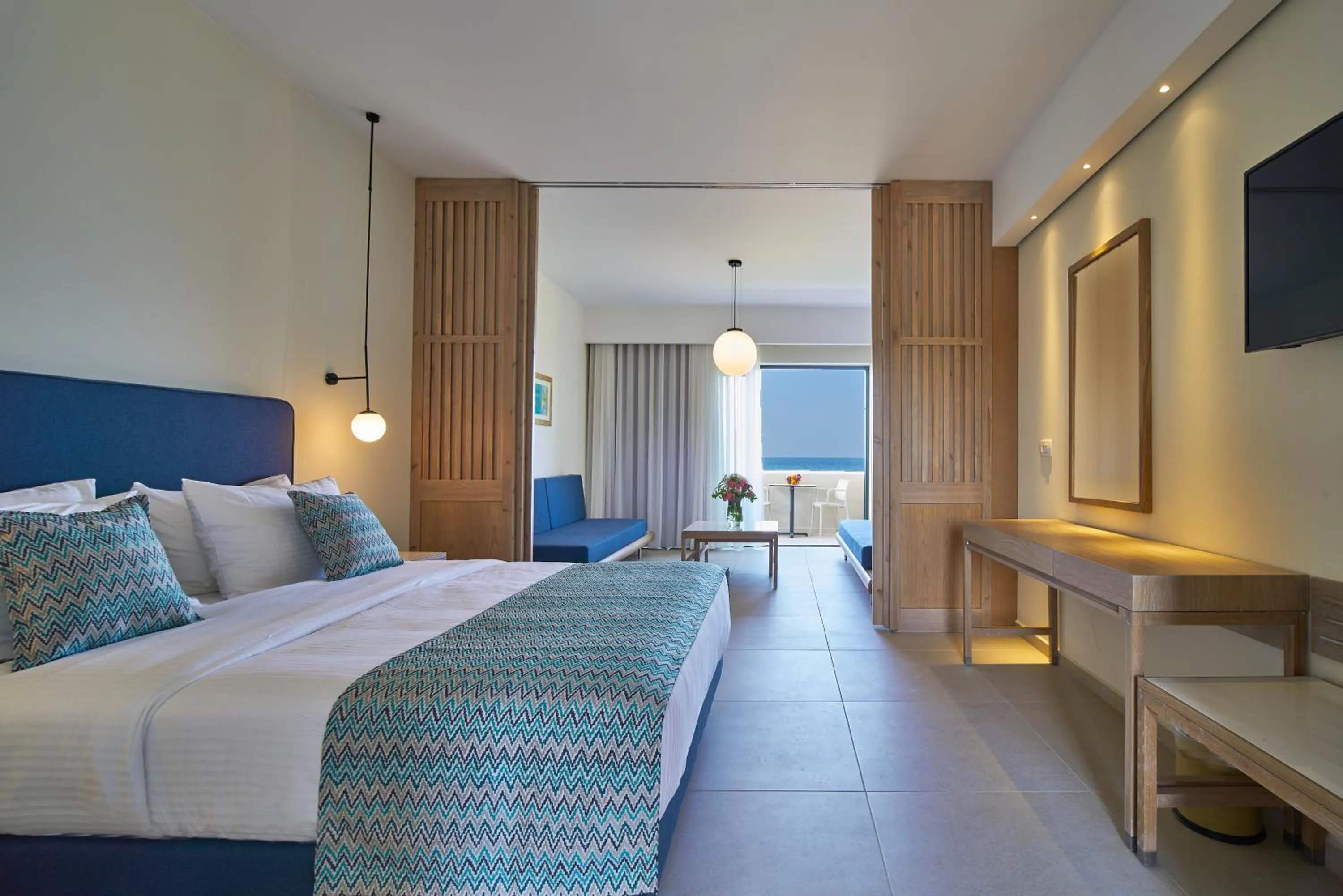 Photo of the whole room, Bed in Silver Beach Hotel & Apartments