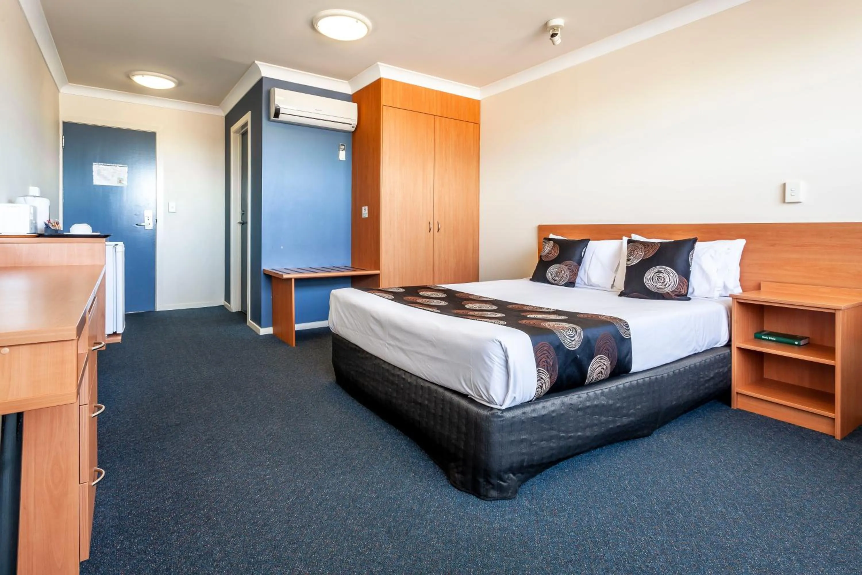 Bed in Black Buffalo