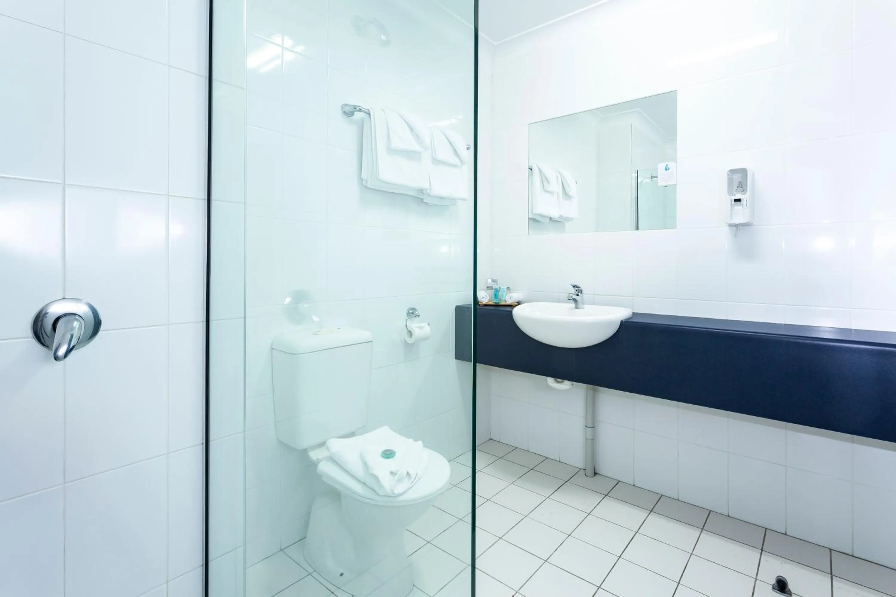 Shower in Black Buffalo