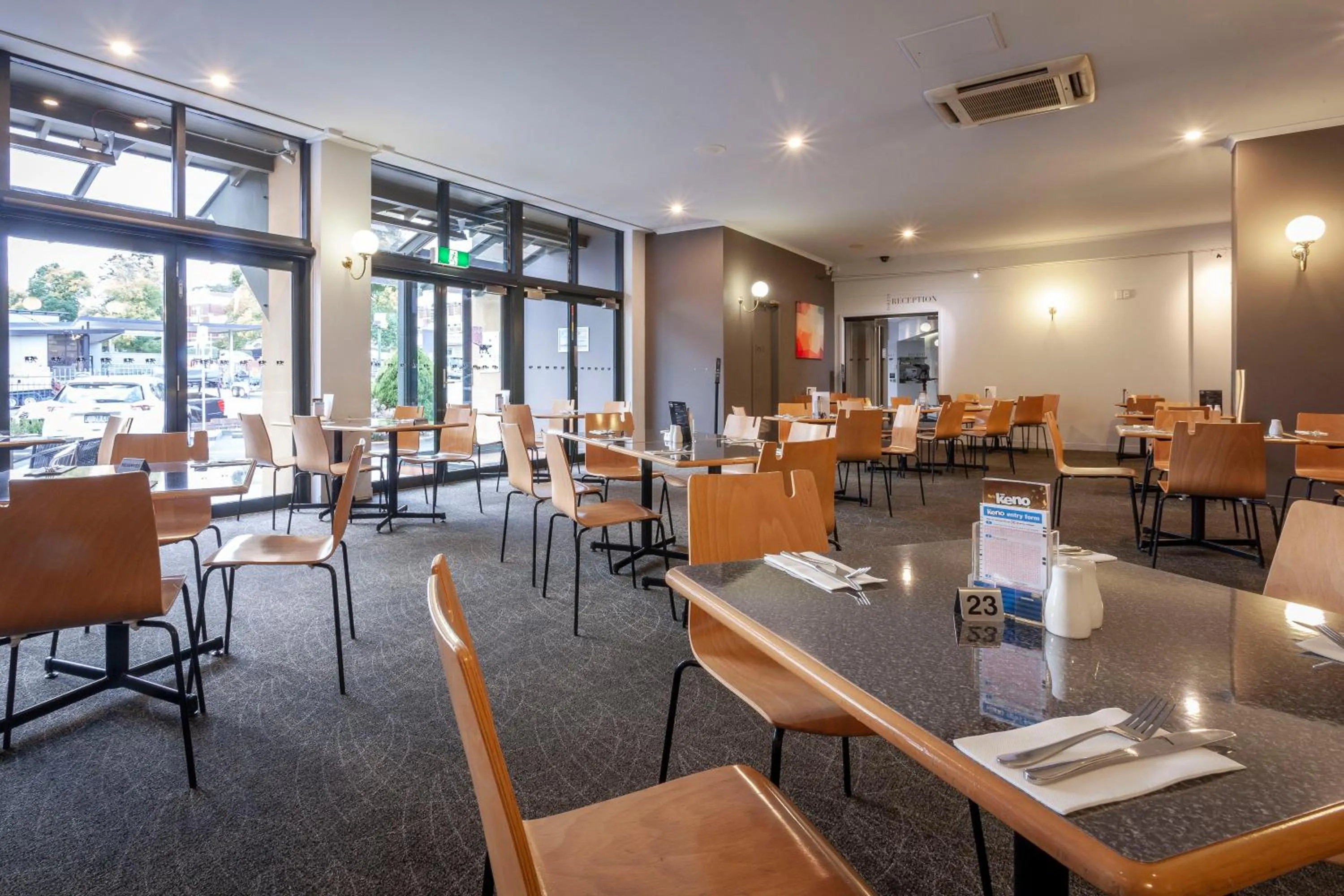 Restaurant/places to eat in Black Buffalo