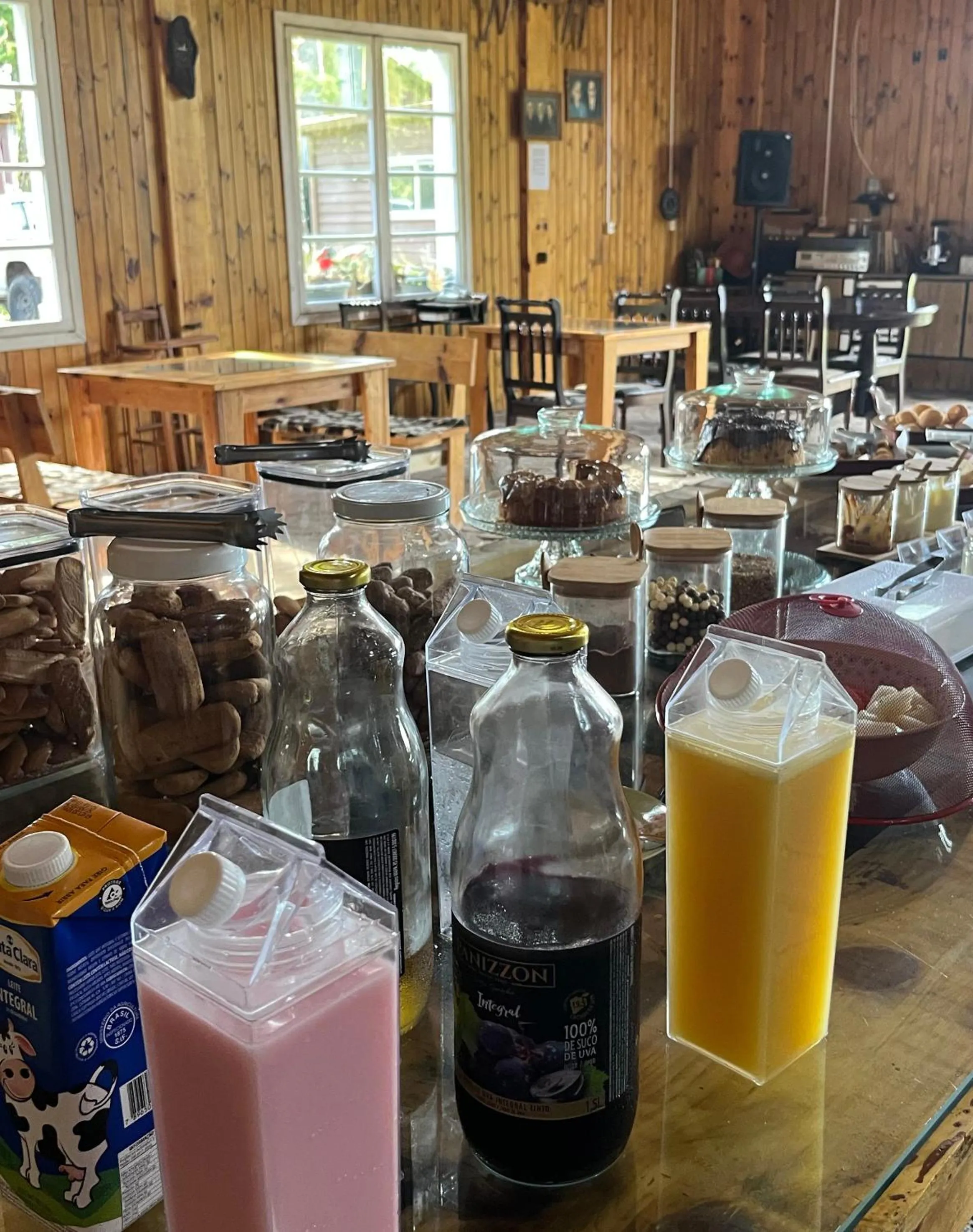 Breakfast in Pousada Recanto do Lago