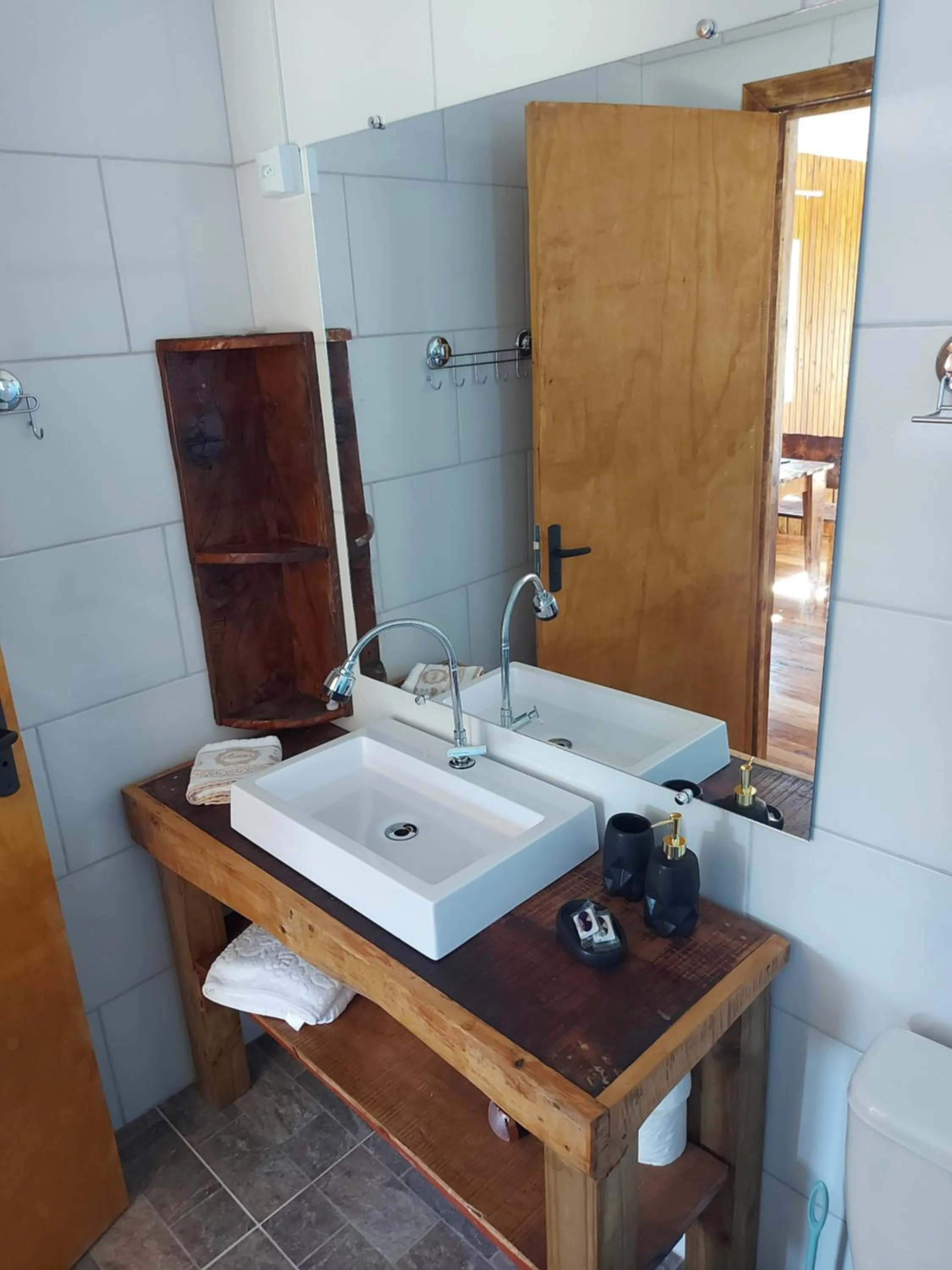 Bathroom in Pousada Recanto do Lago