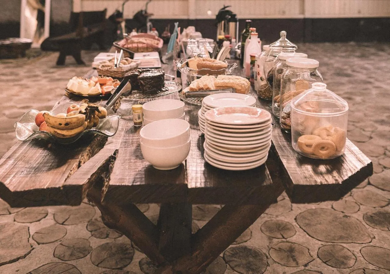 Food and drinks in Pousada Recanto do Lago