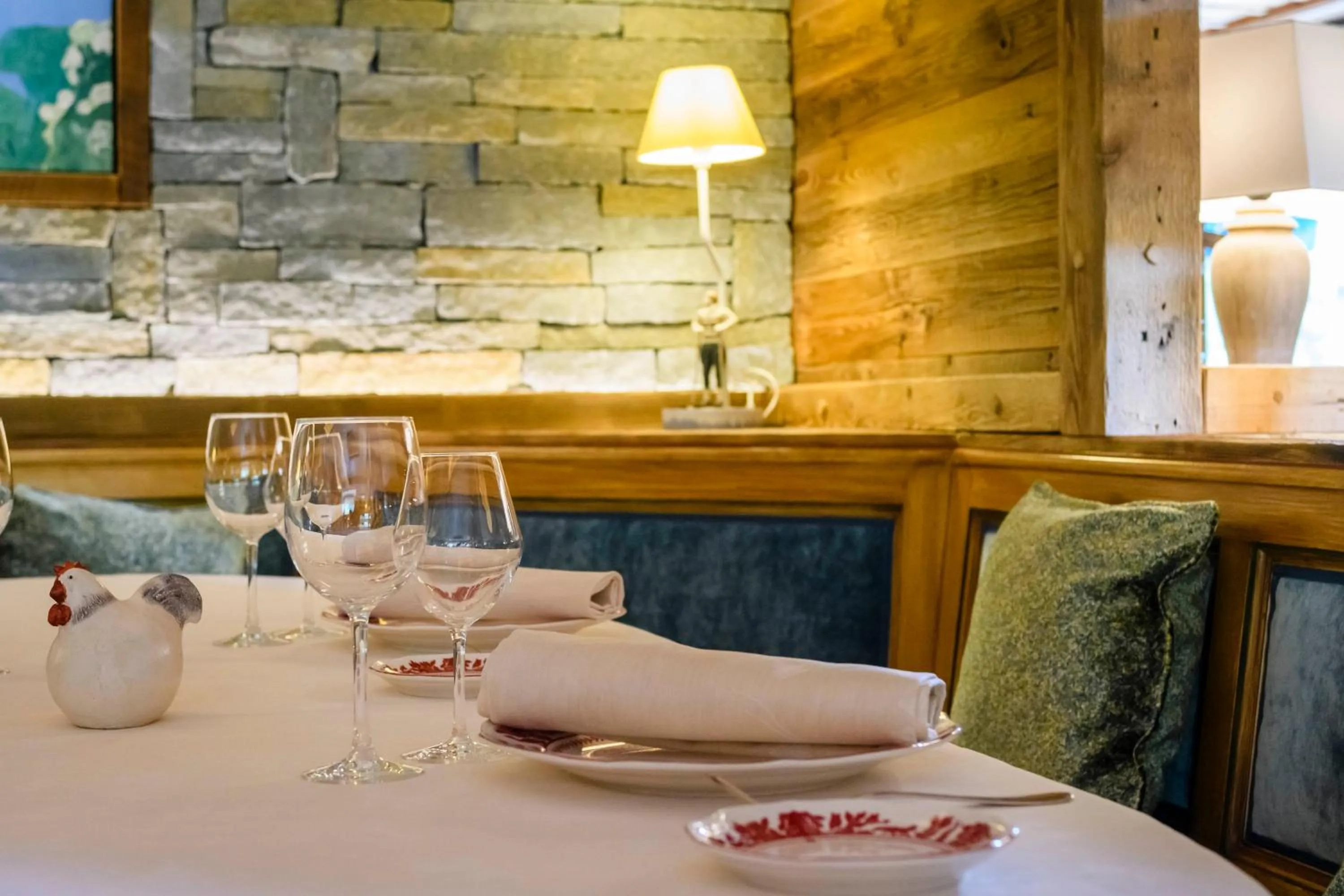 Restaurant/places to eat in Hôtel-Restaurant Les Bas-Rupts, Singuliers Hôtel