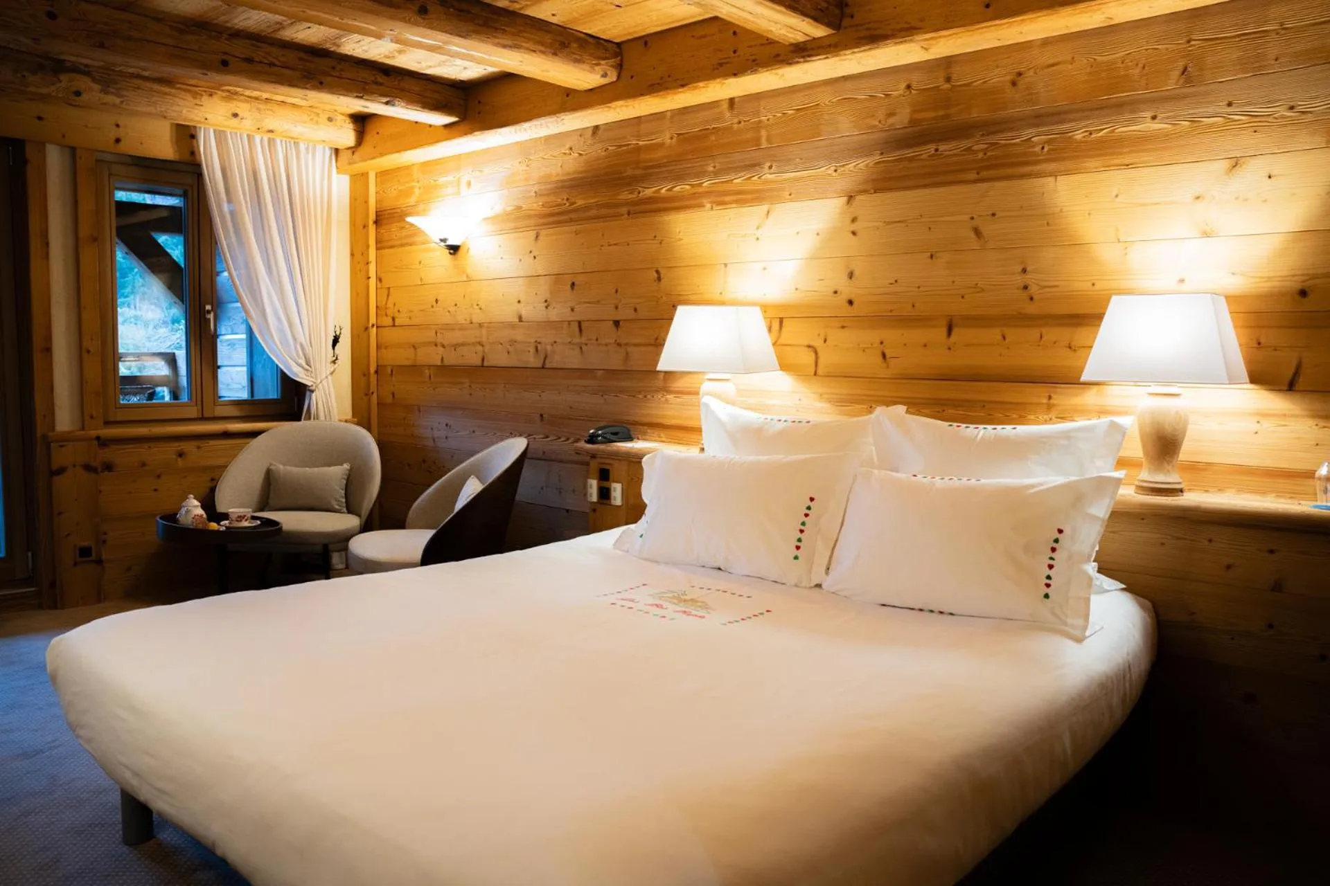 Bed in Hôtel-Restaurant Les Bas-Rupts, Singuliers Hôtel