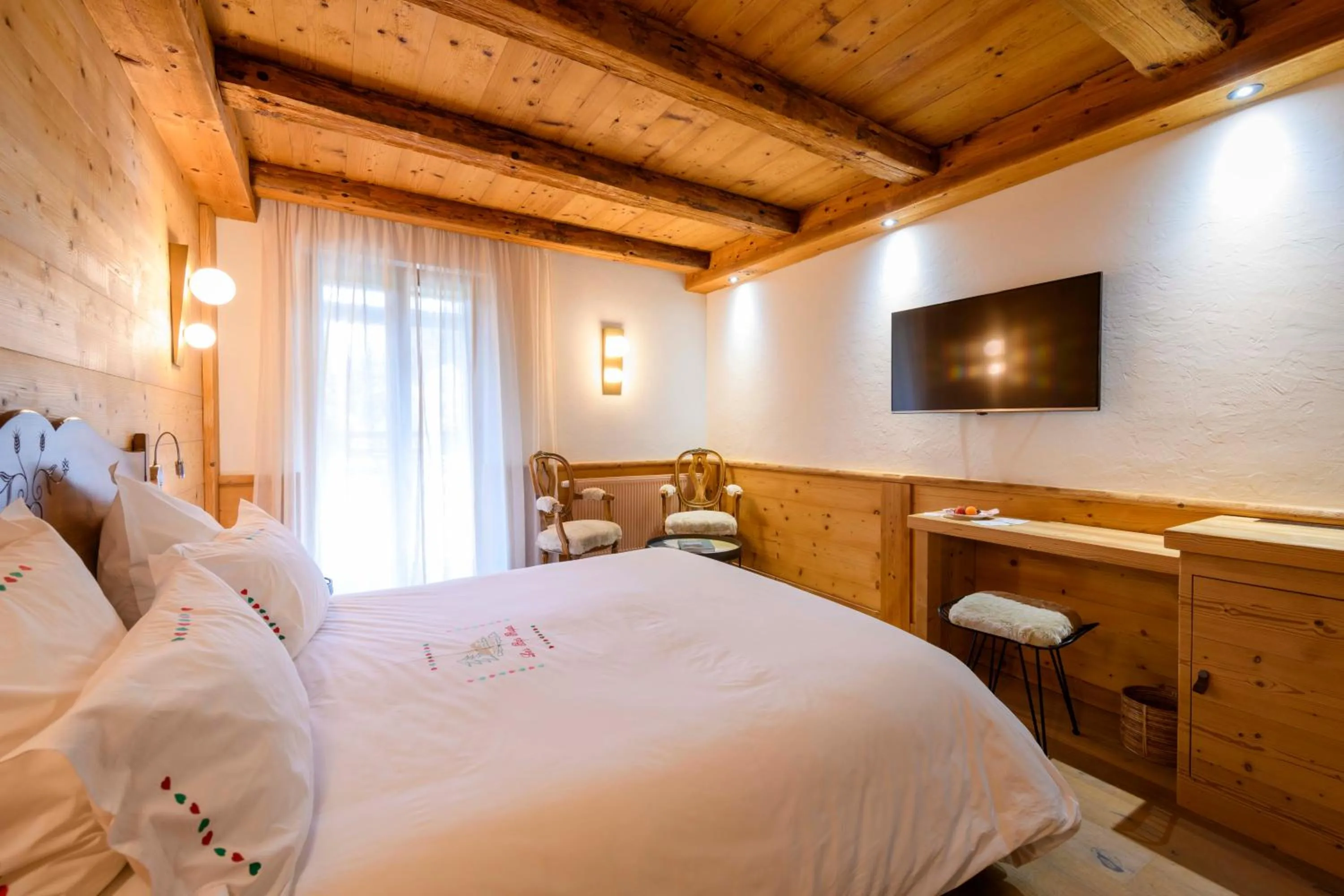 Bed in Hôtel-Restaurant Les Bas-Rupts, Singuliers Hôtel