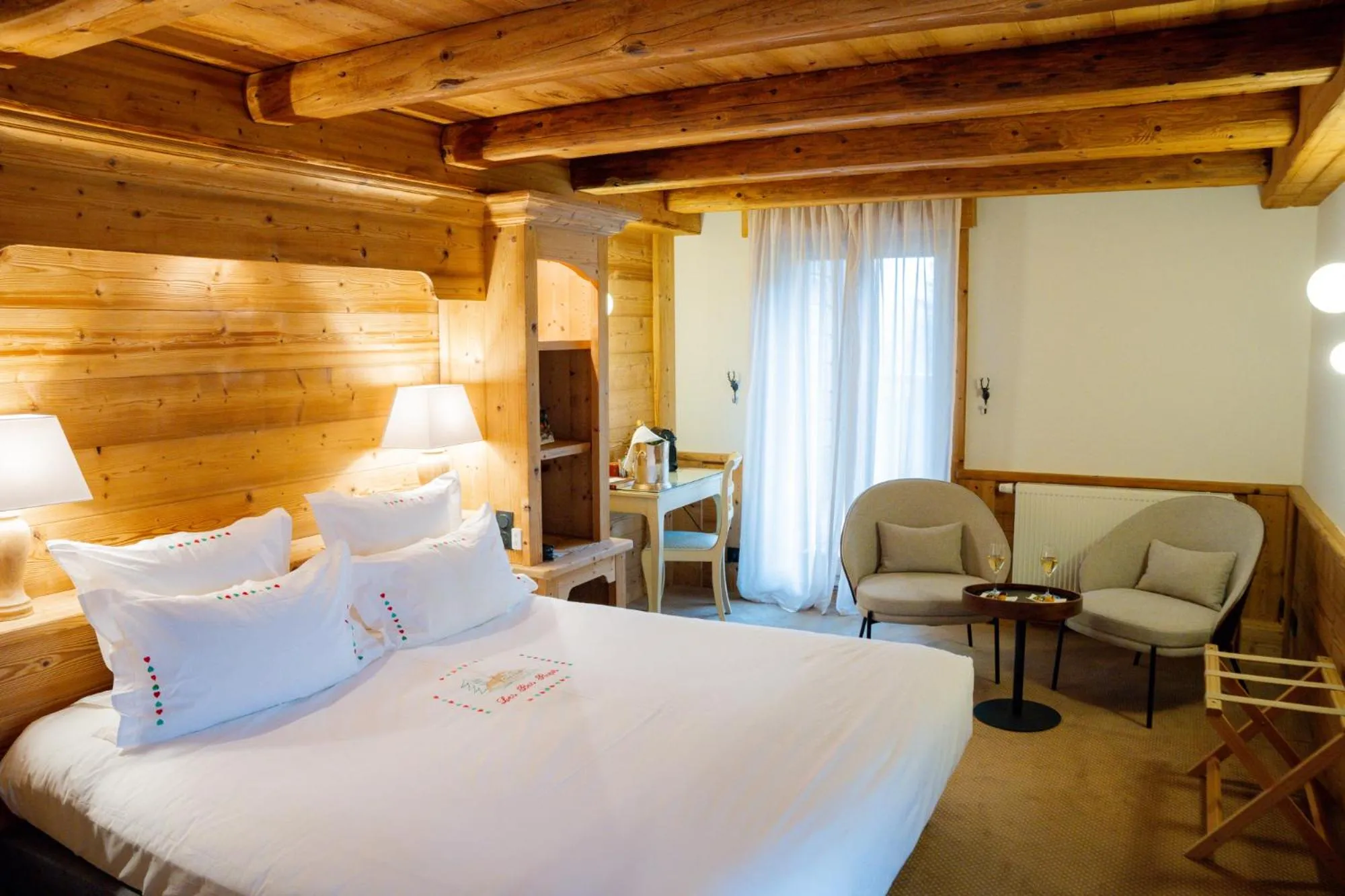 Bed in Hôtel-Restaurant Les Bas-Rupts, Singuliers Hôtel