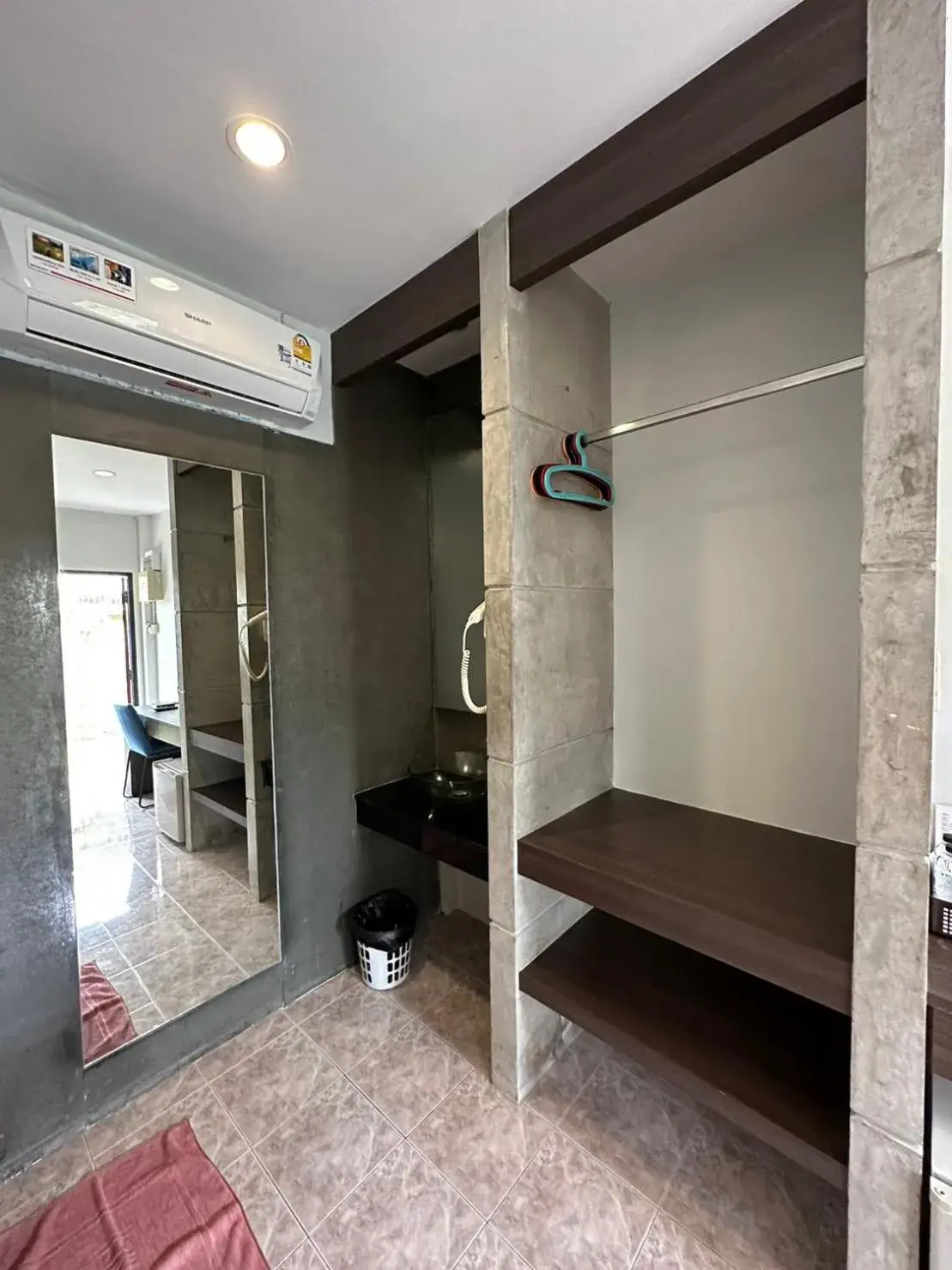 Property building in Baan Ma Feung GuestHouse Property building in Baan Ma Feung GuestHouse