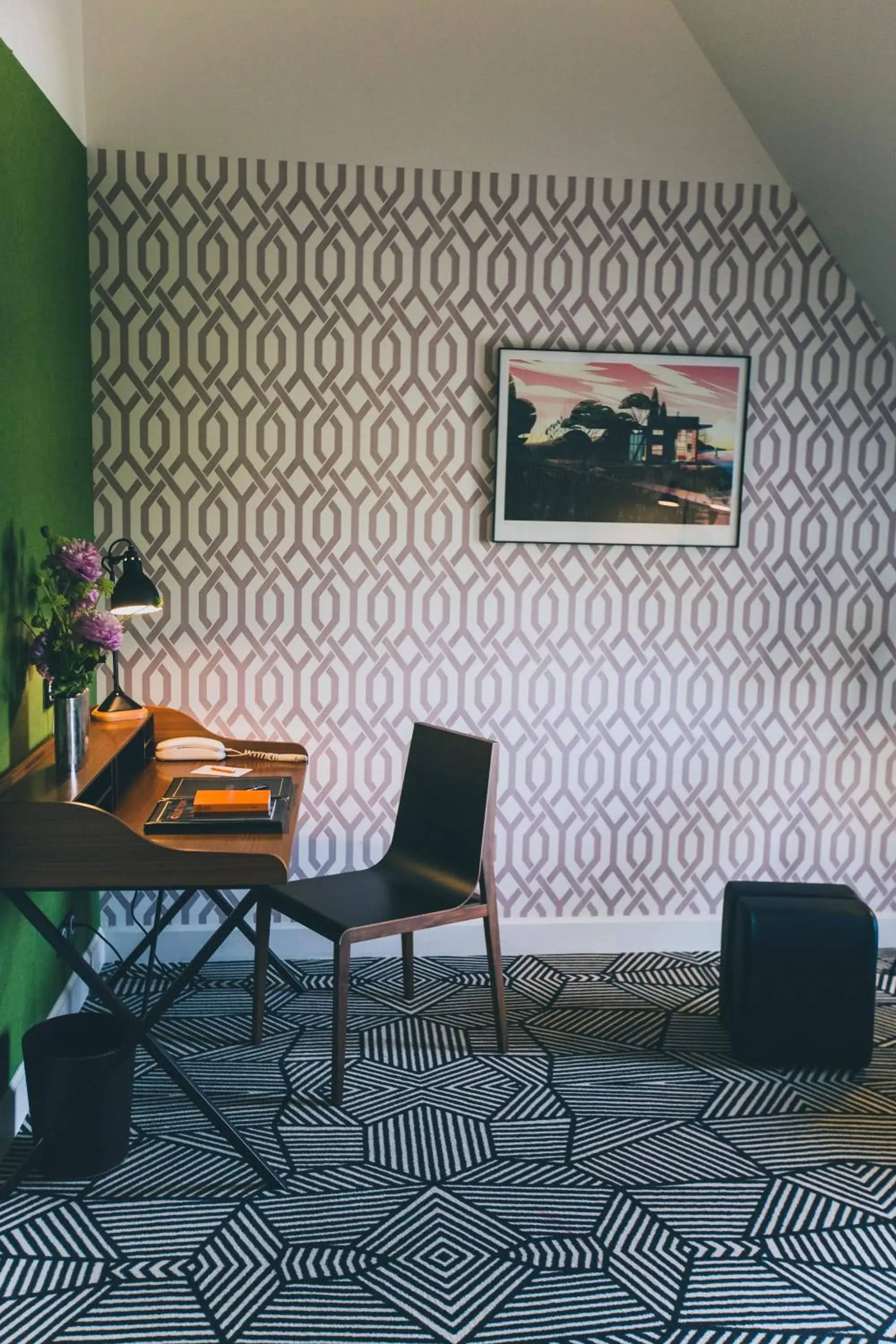 Bedroom in Castel de Très Girard - Hotel & Restaurant - Teritoria Bedroom in Castel de Très Girard - Hotel & Restaurant - Teritoria