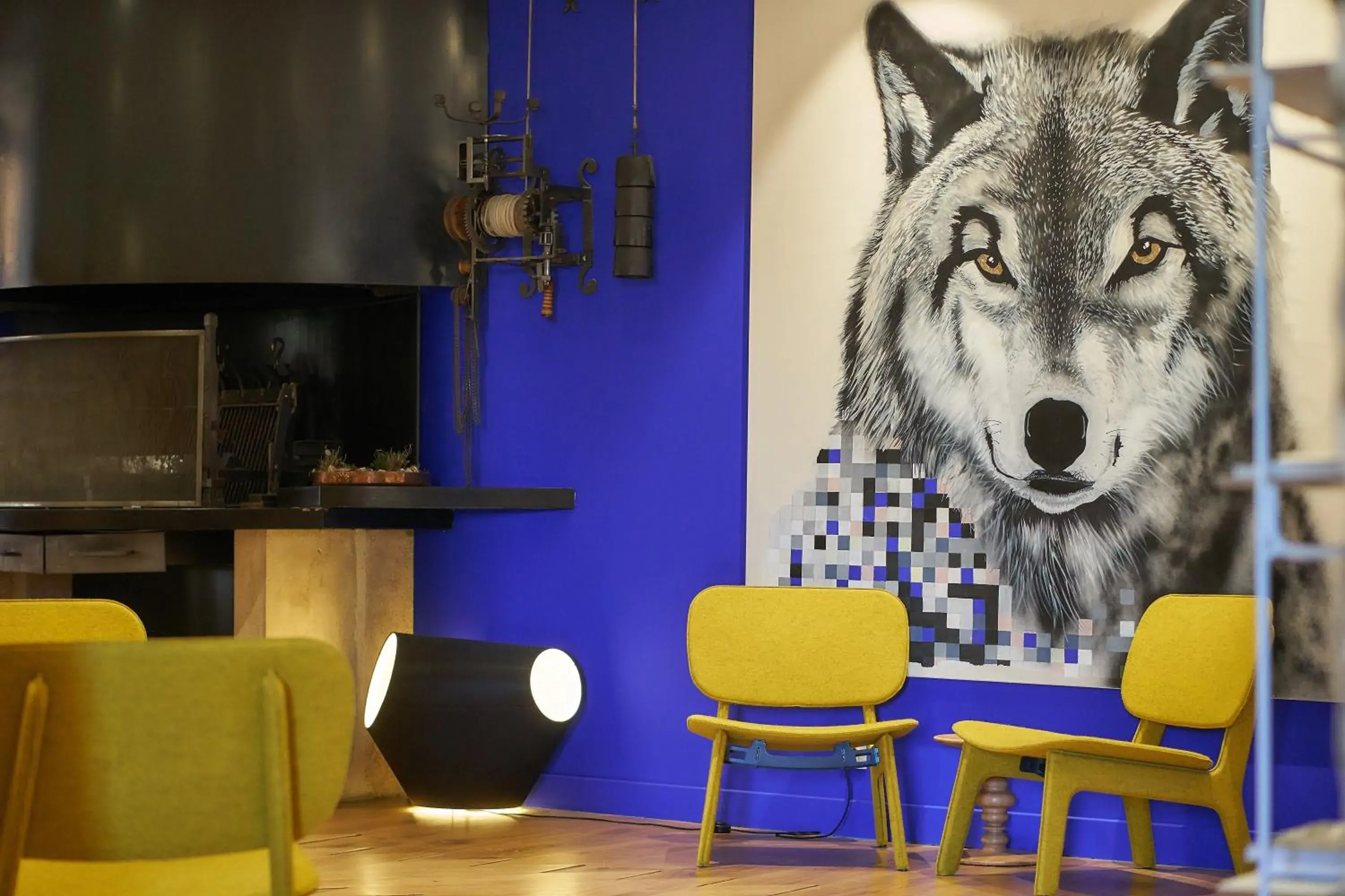 Living room in Castel de Très Girard - Hotel & Restaurant - Teritoria Living room in Castel de Très Girard - Hotel & Restaurant - Teritoria