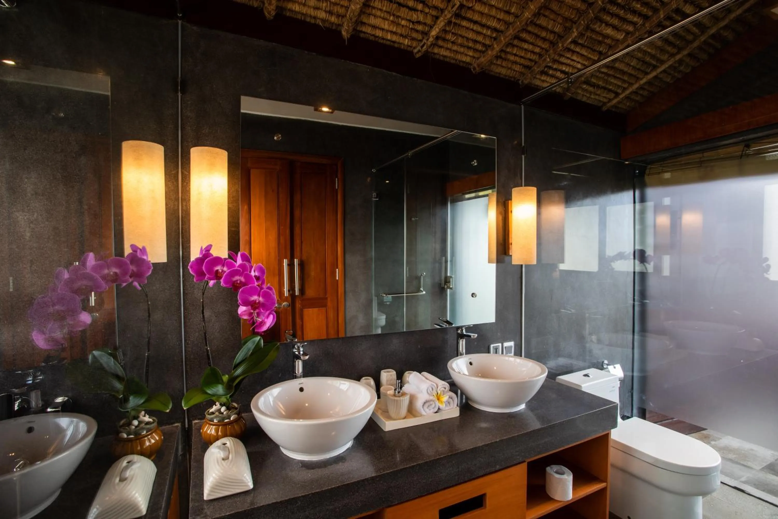 Bathroom in Dayu Mirah Resort