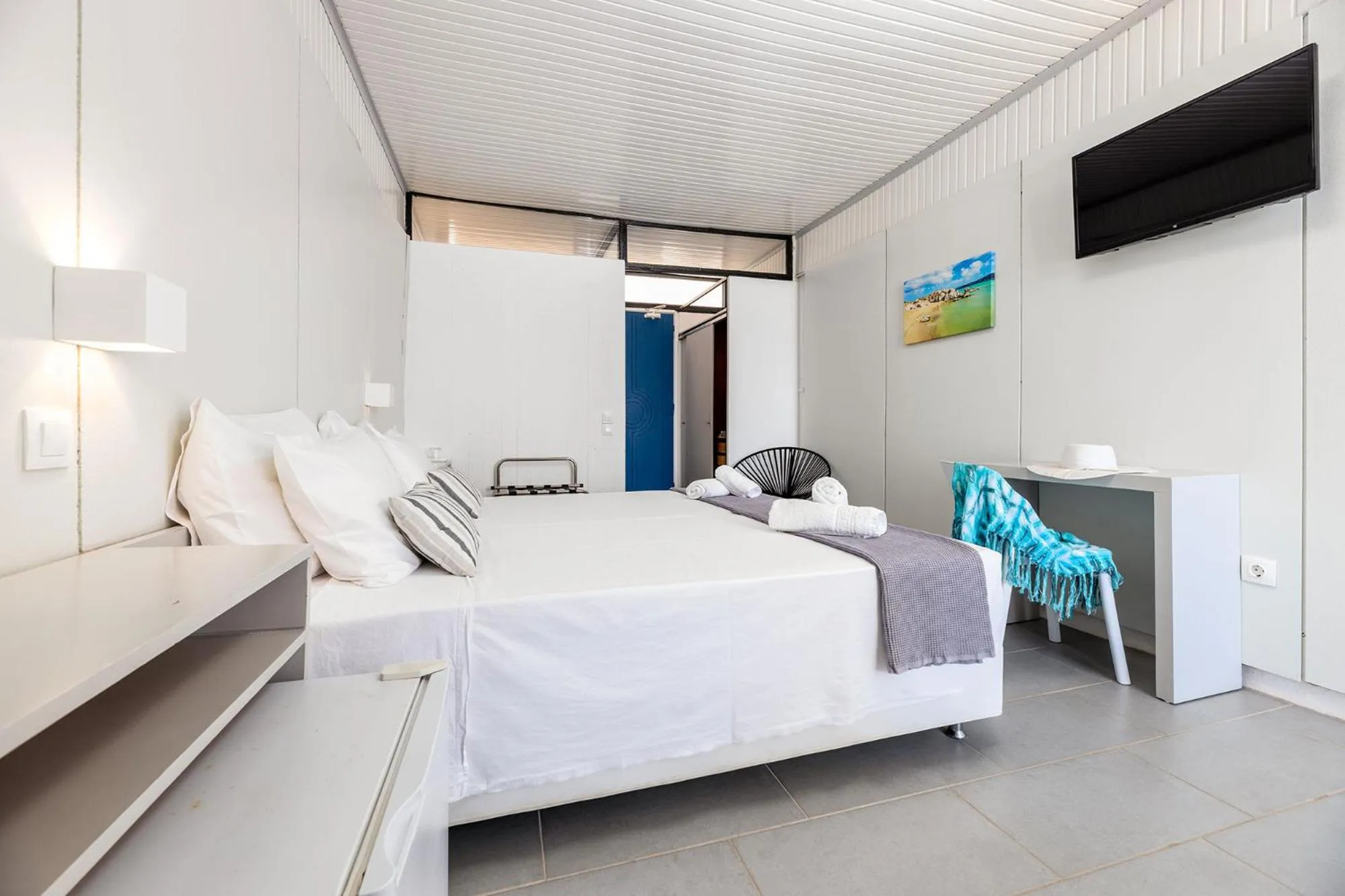 Bed in Hippocampus Hotel