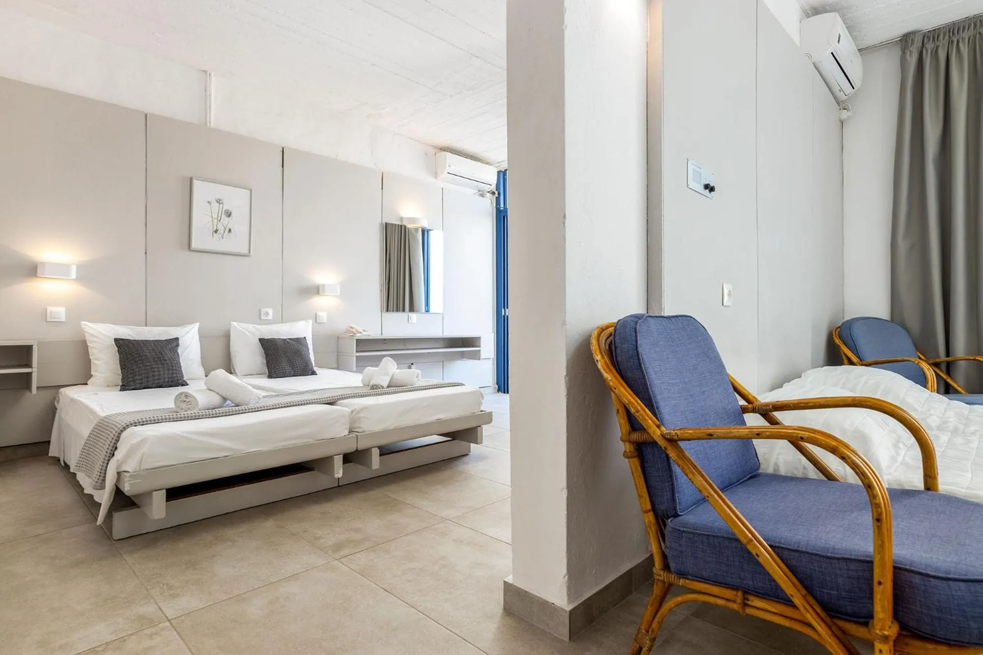 Bedroom, Bed in Hippocampus Hotel