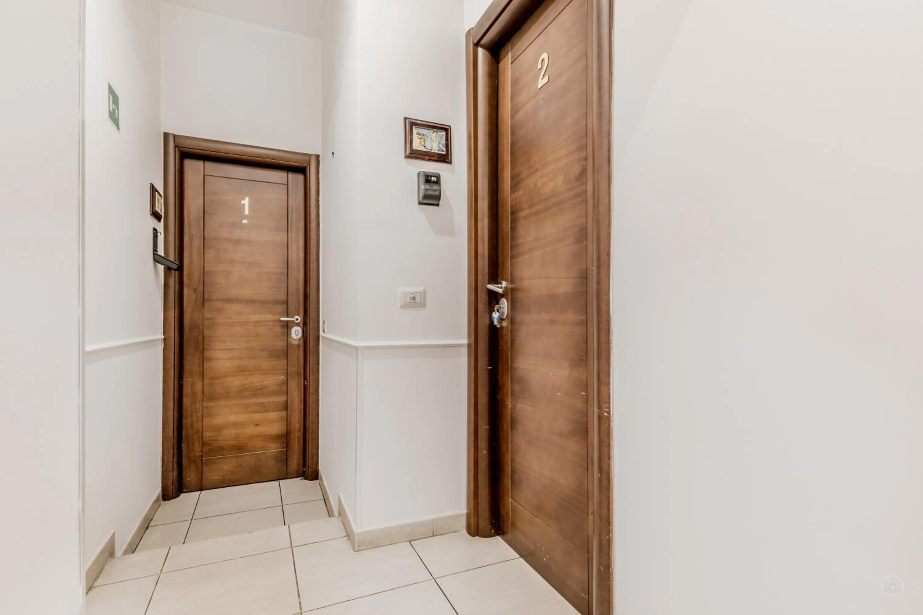 wardrobe in Vatican City Guest House