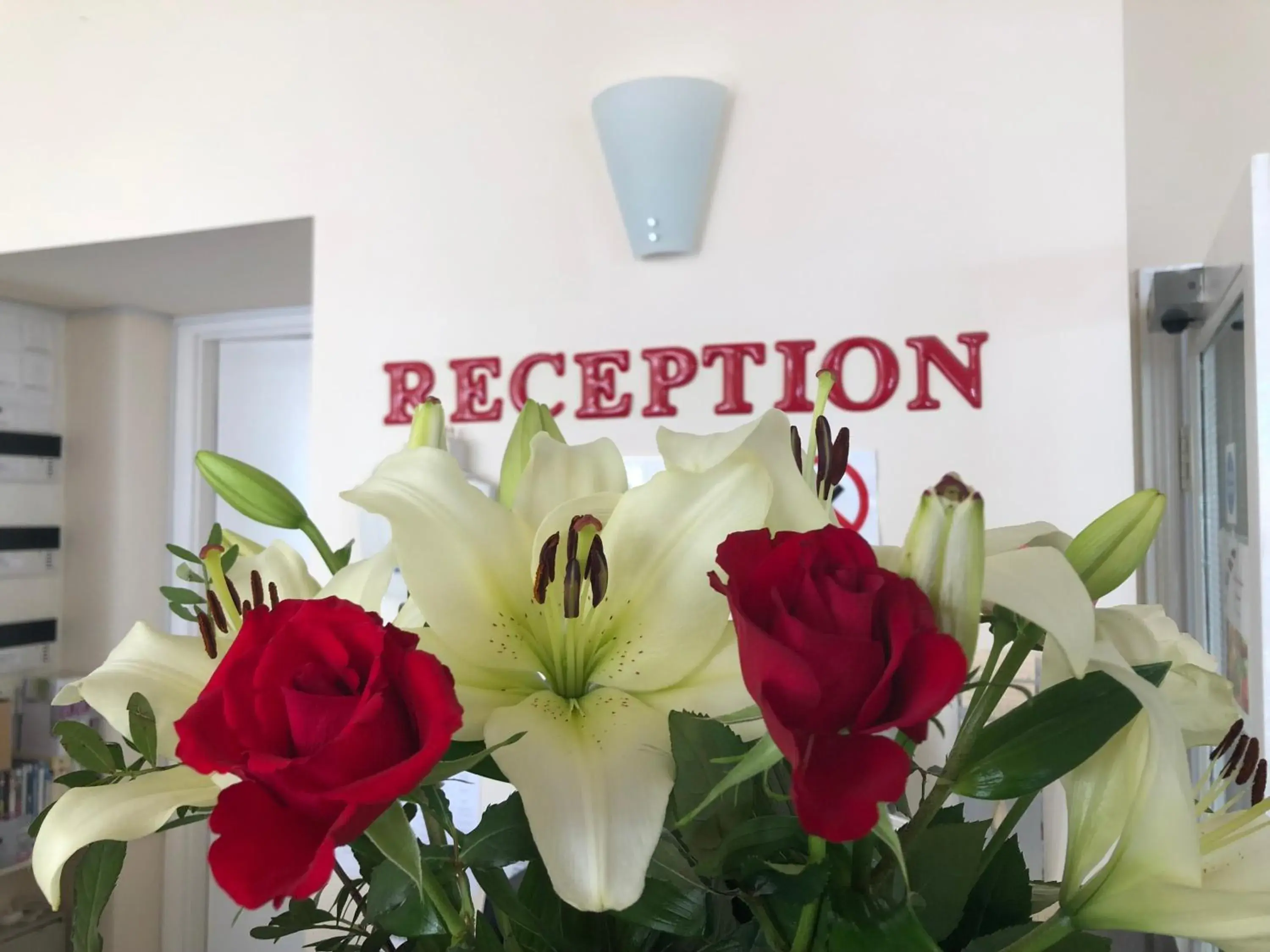 Facade/entrance in Eastbourne Riviera Hotel Facade/entrance in Eastbourne Riviera Hotel