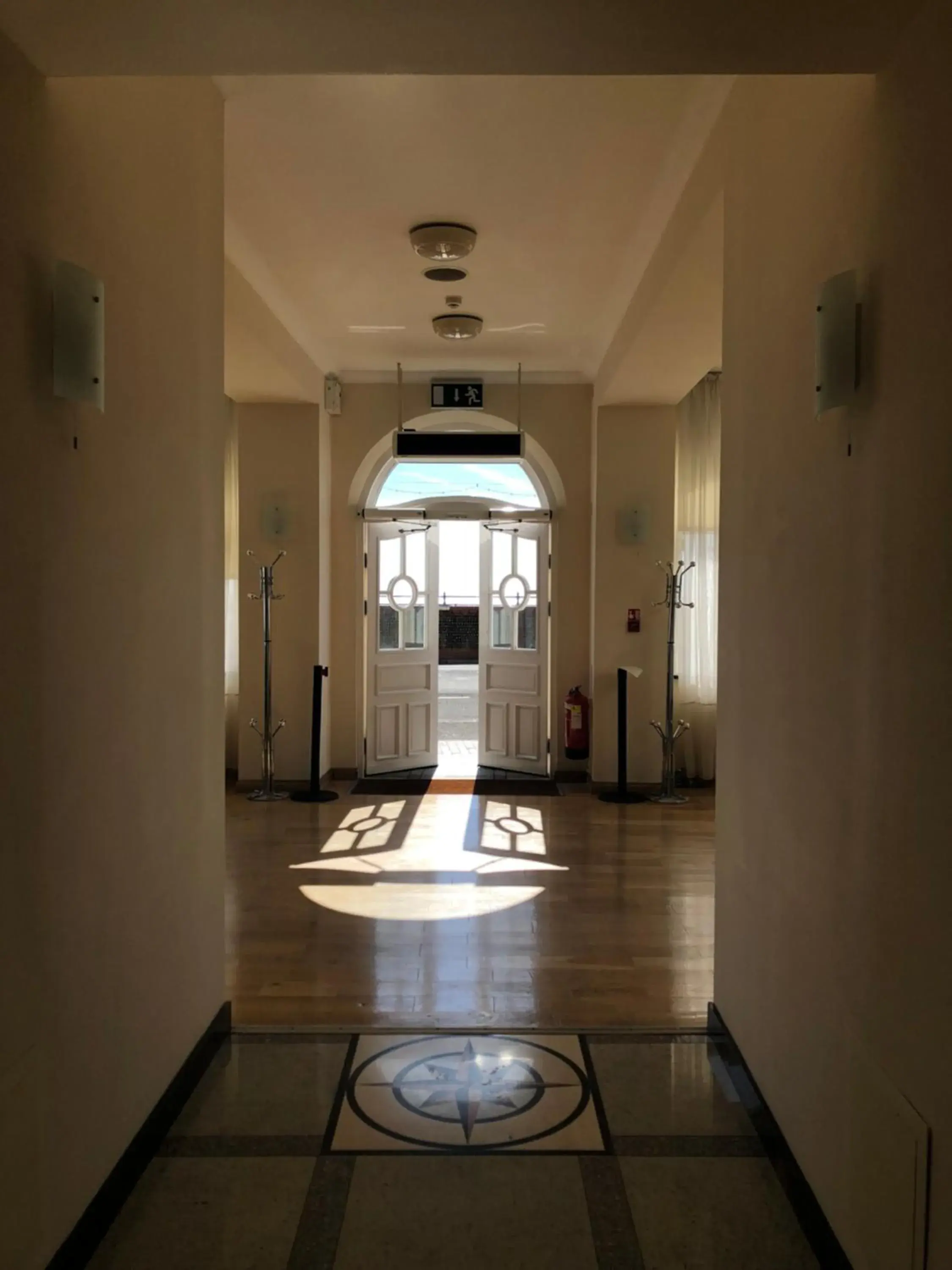 Facade/entrance in Eastbourne Riviera Hotel Facade/entrance in Eastbourne Riviera Hotel